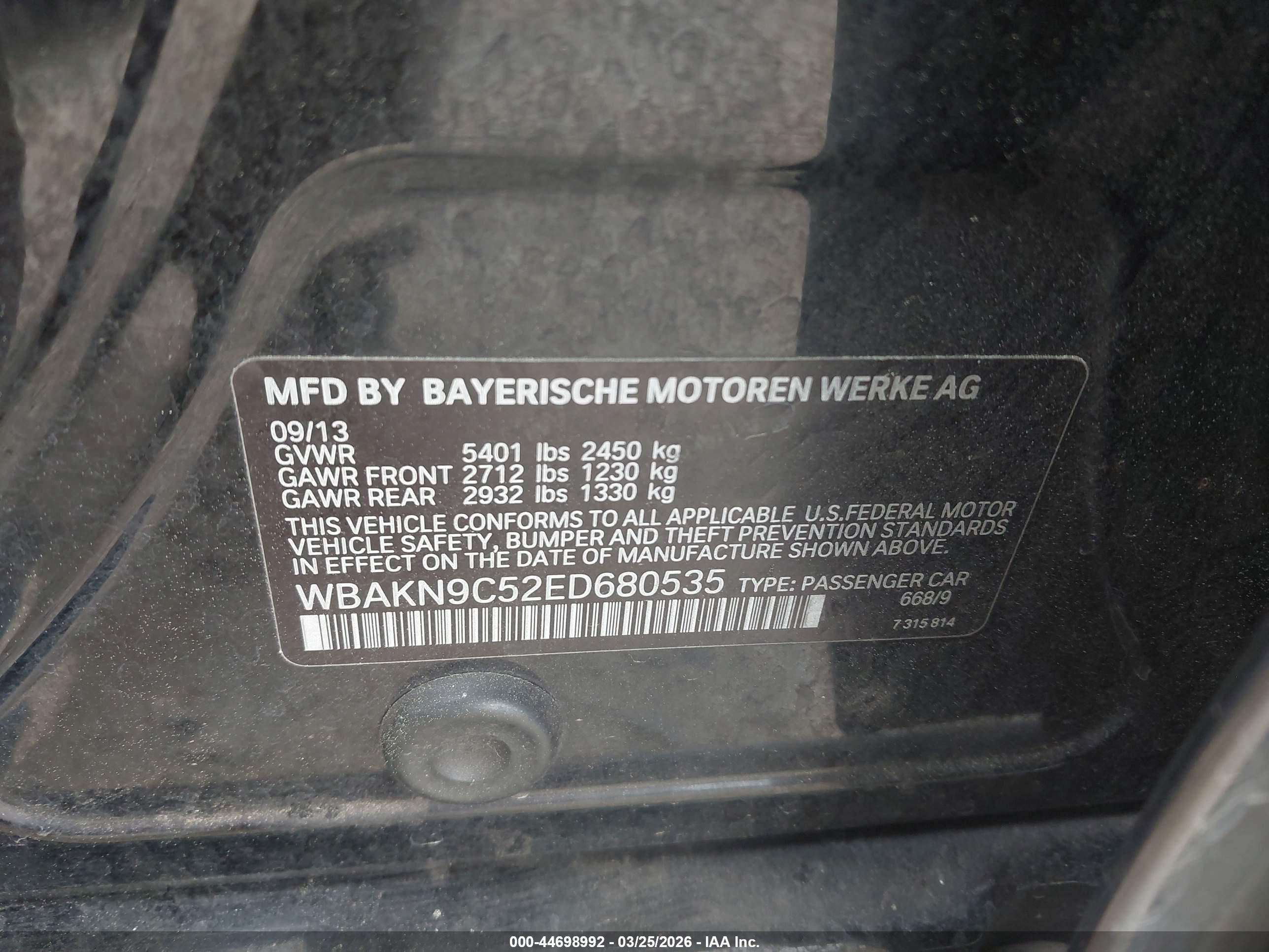 BMW 550I image 9