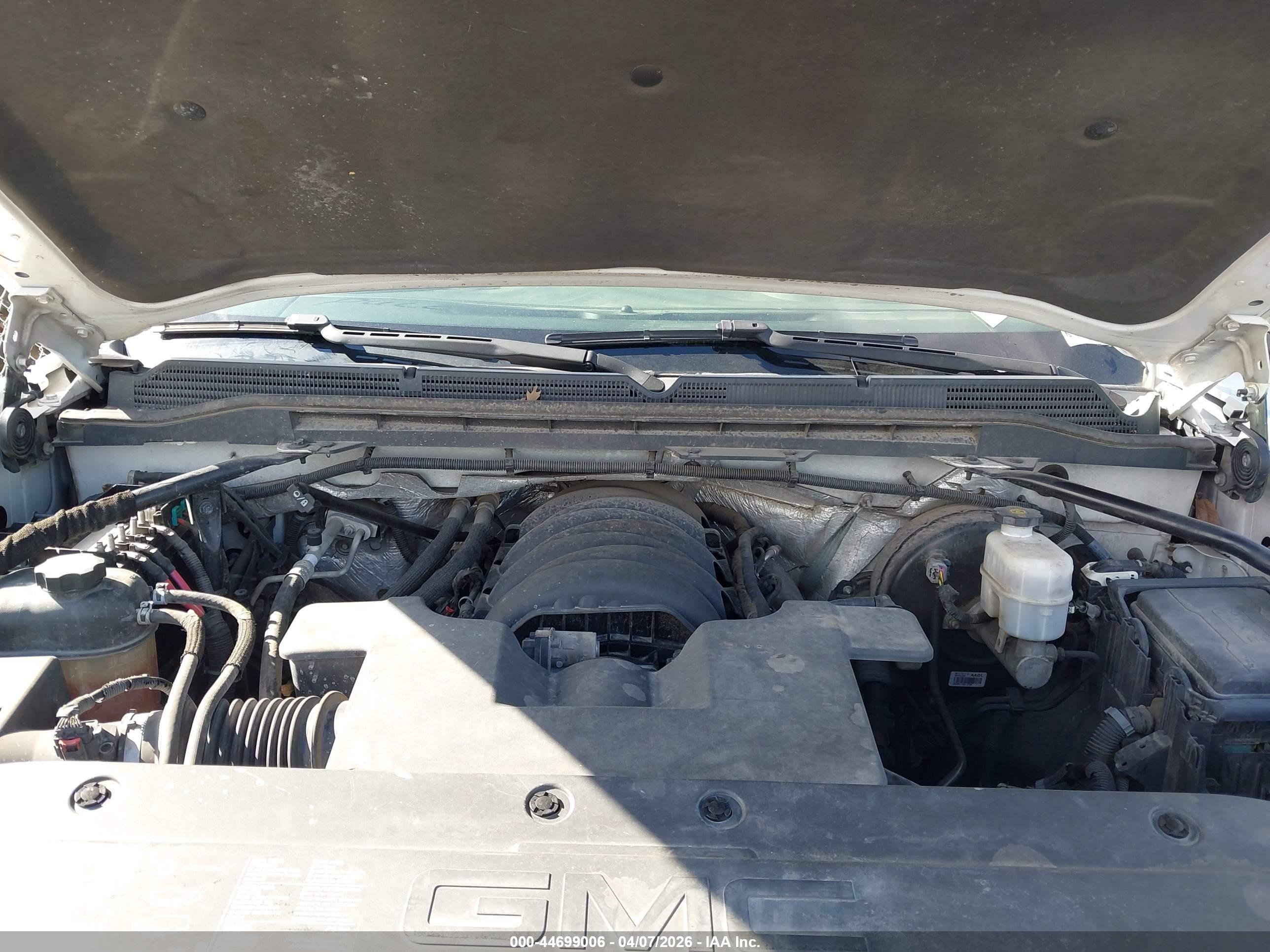 GMC SIERRA image 10