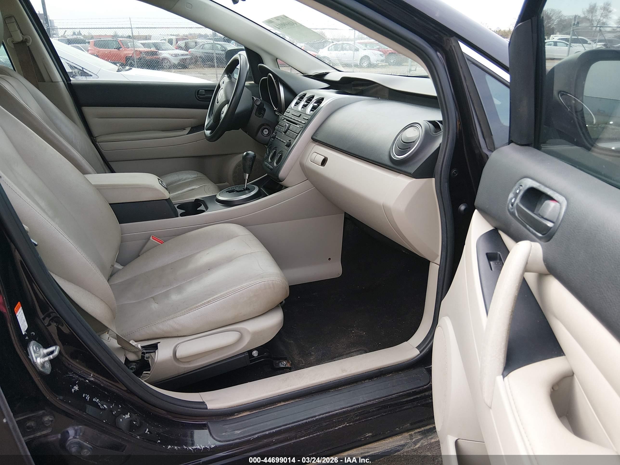 MAZDA CX-7 image 5