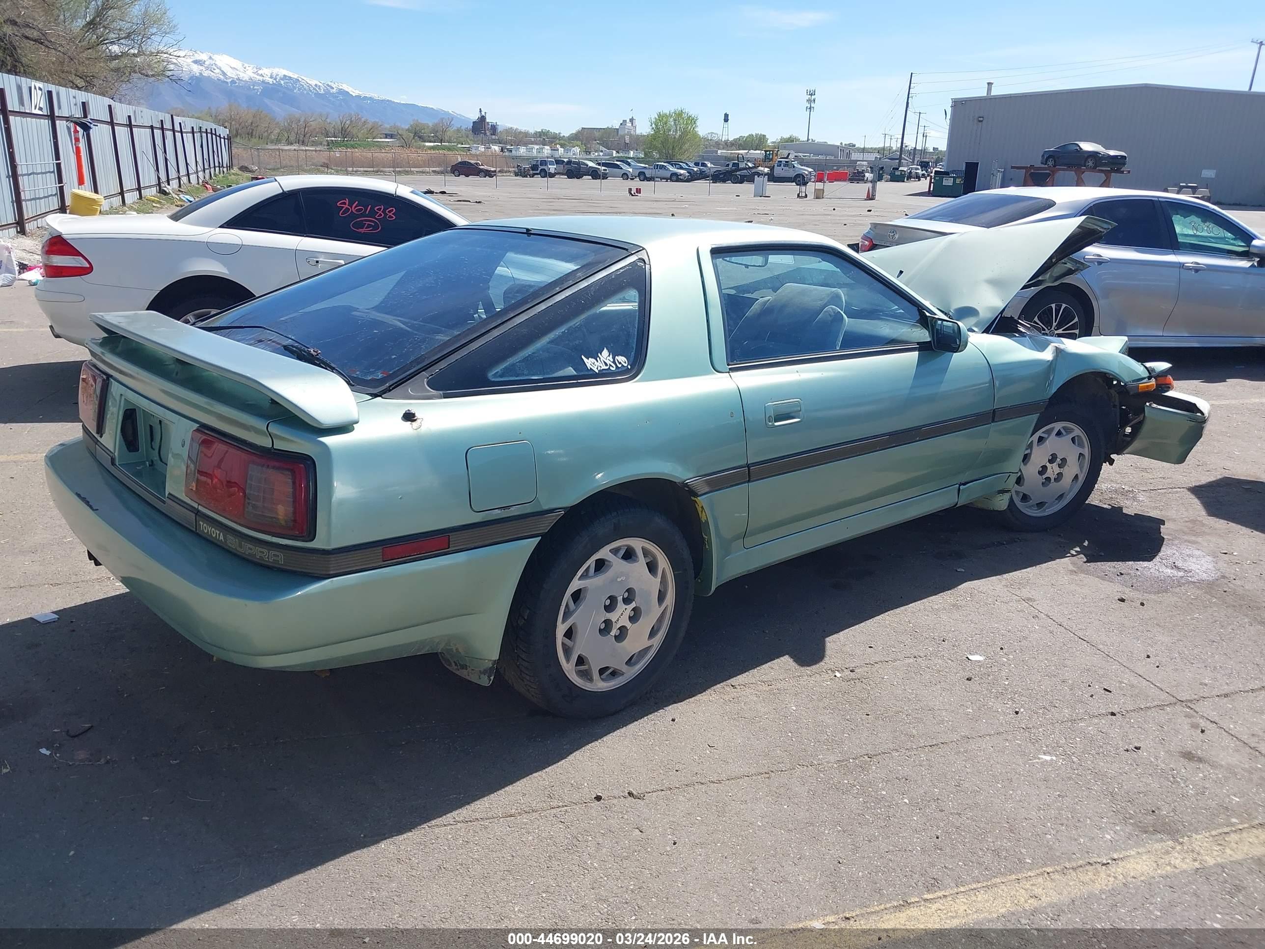 TOYOTA SUPRA image 4