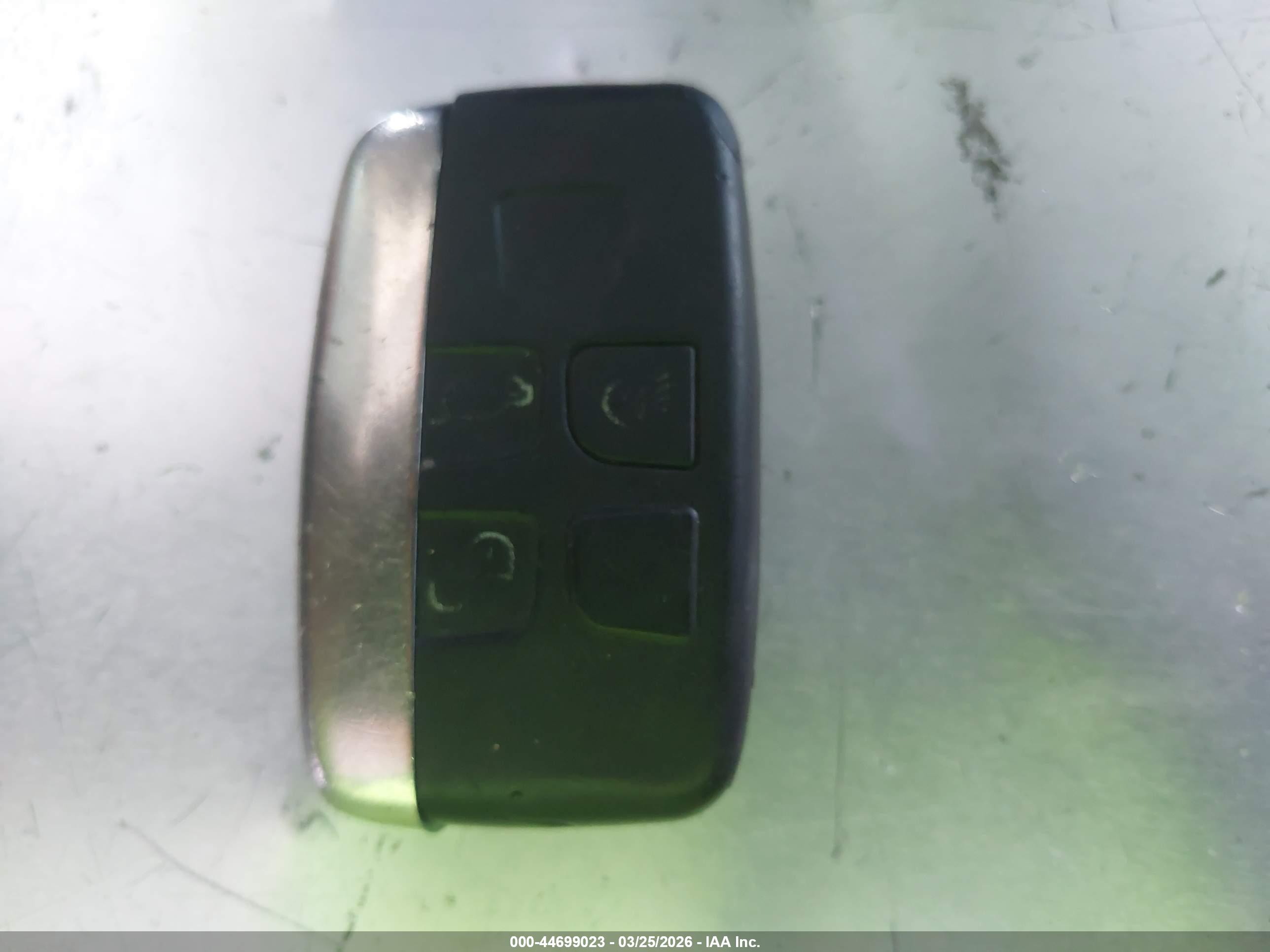 LAND ROVER image 11