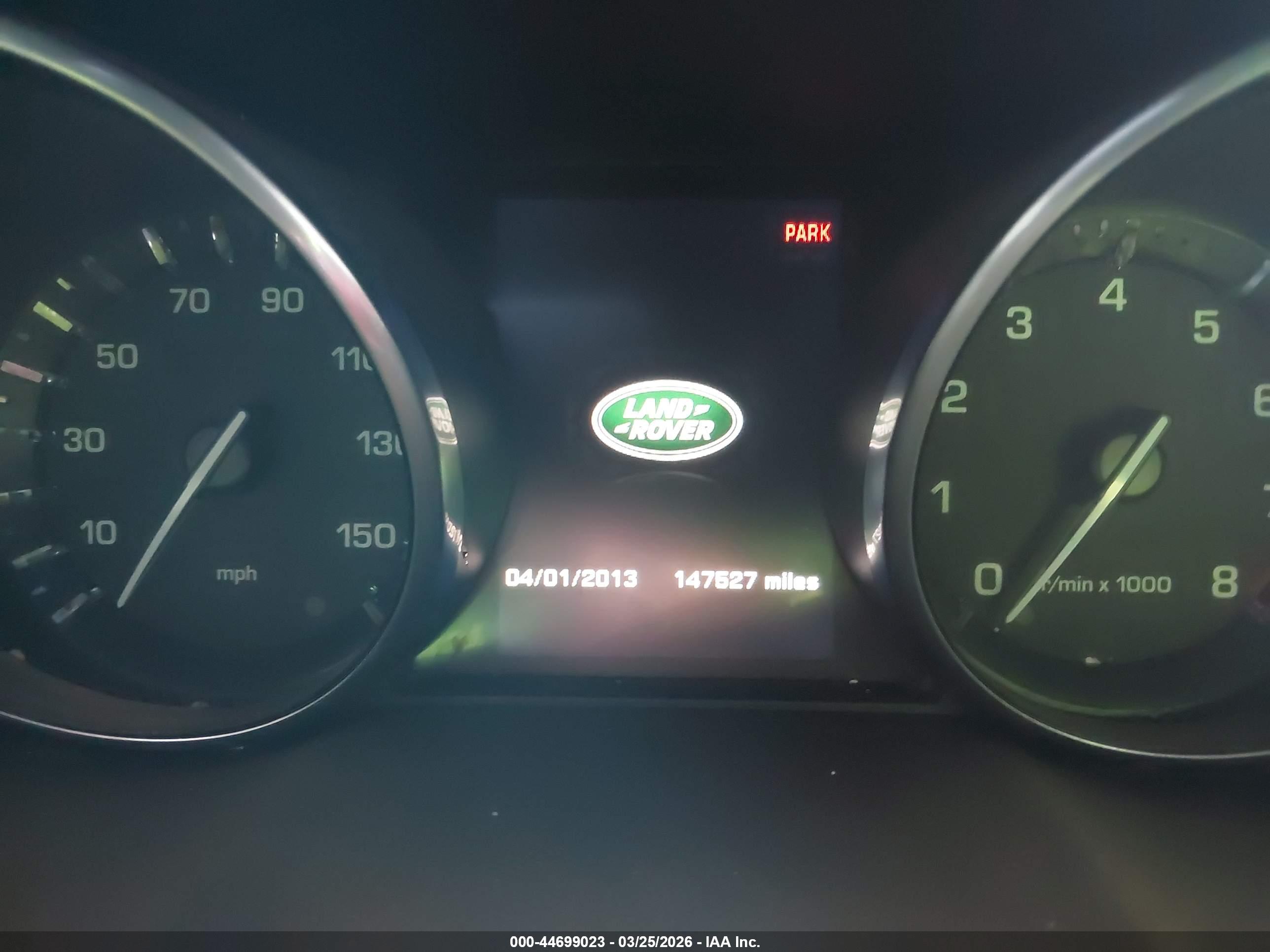 LAND ROVER image 7