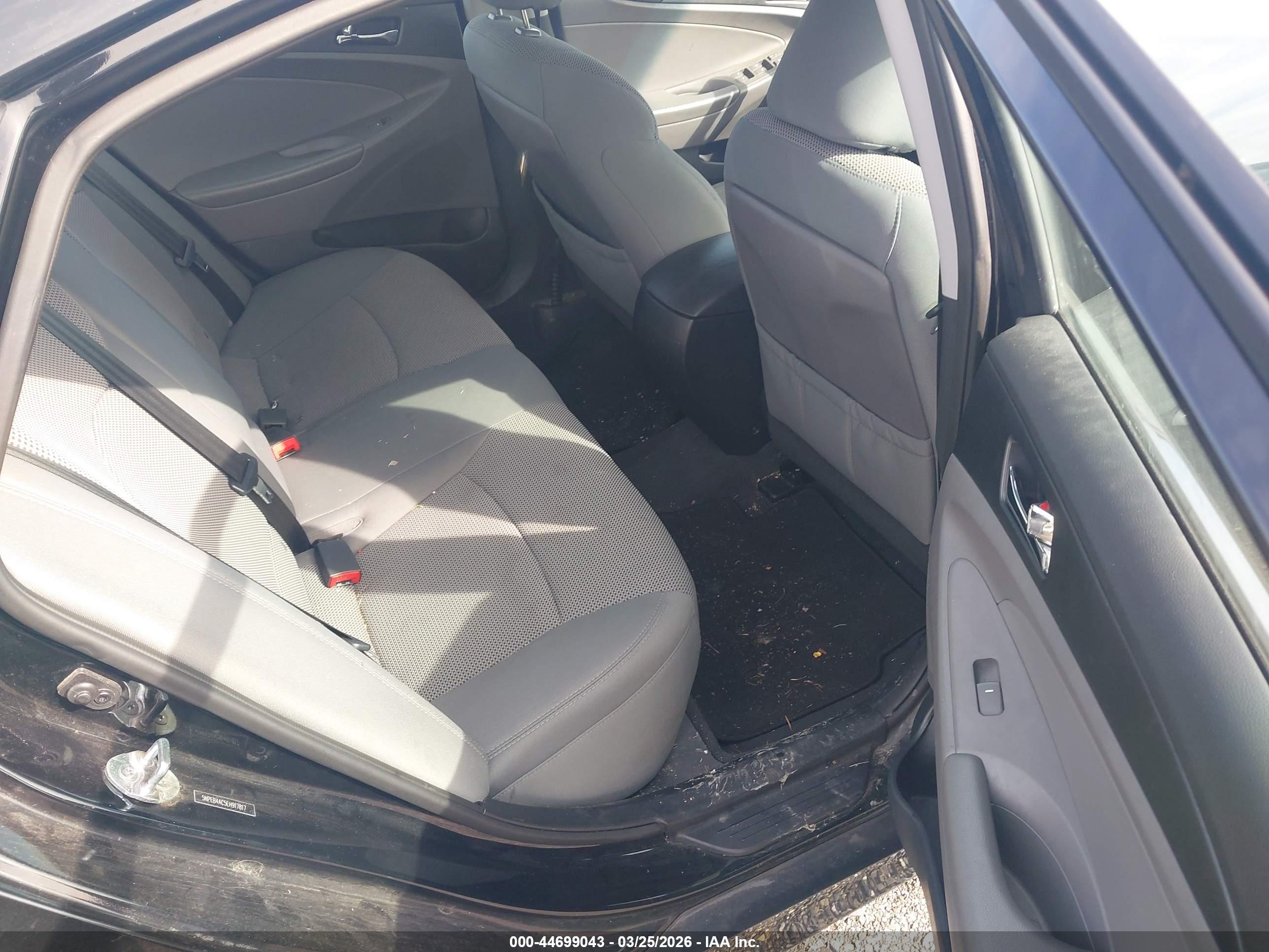 HYUNDAI SONATA image 8