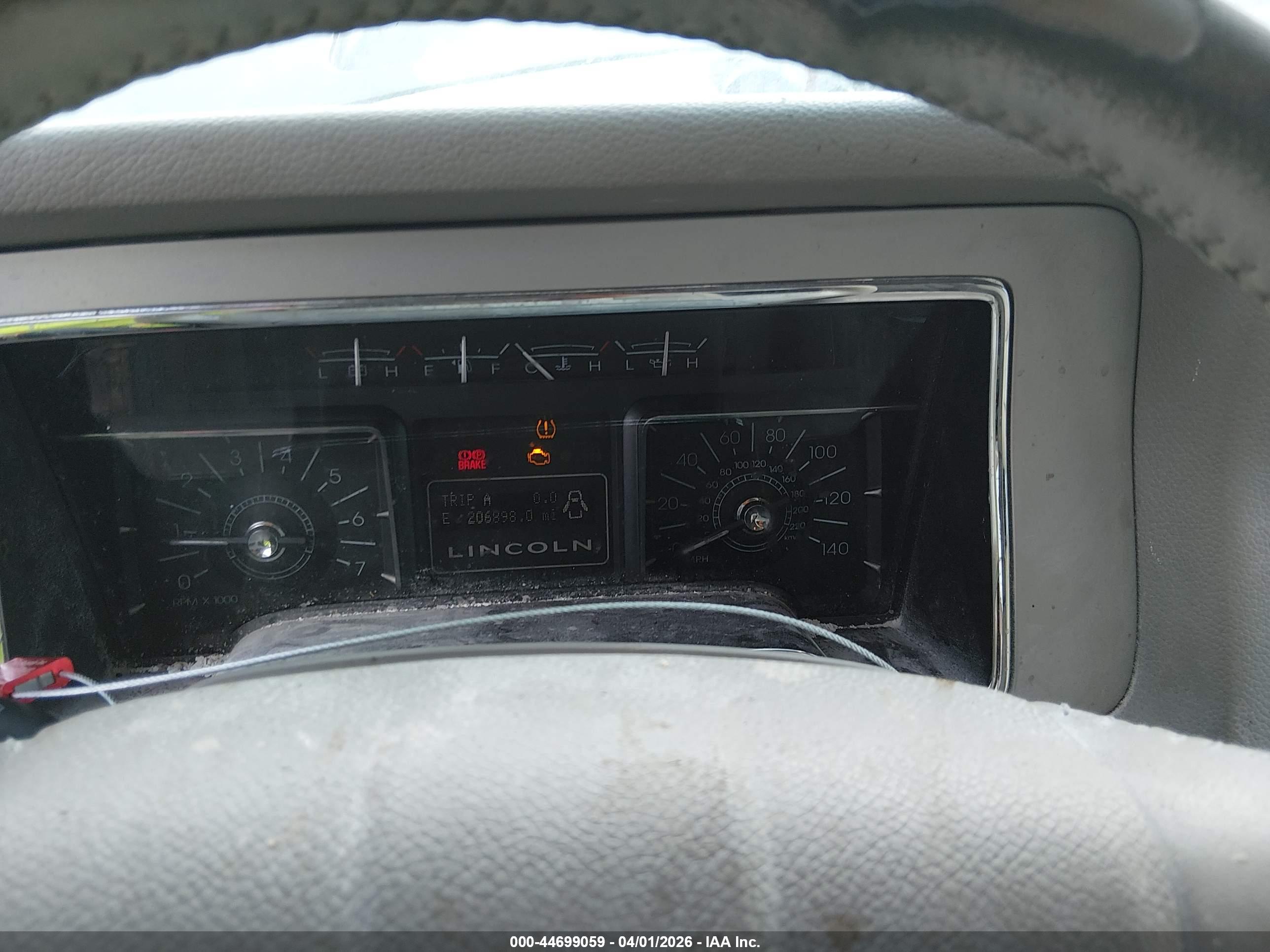 LINCOLN NAVIGATOR image 7