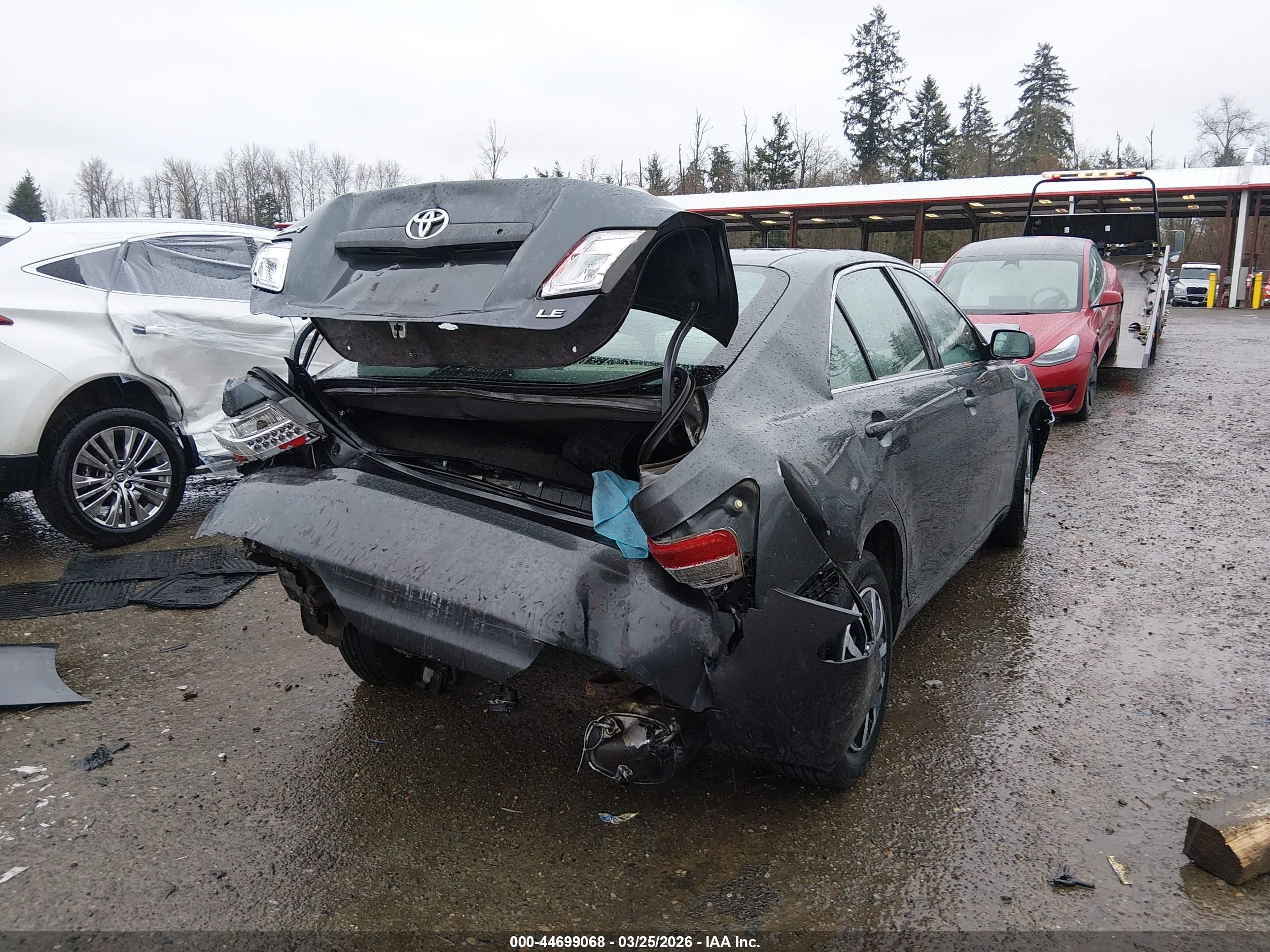 TOYOTA CAMRY image 4