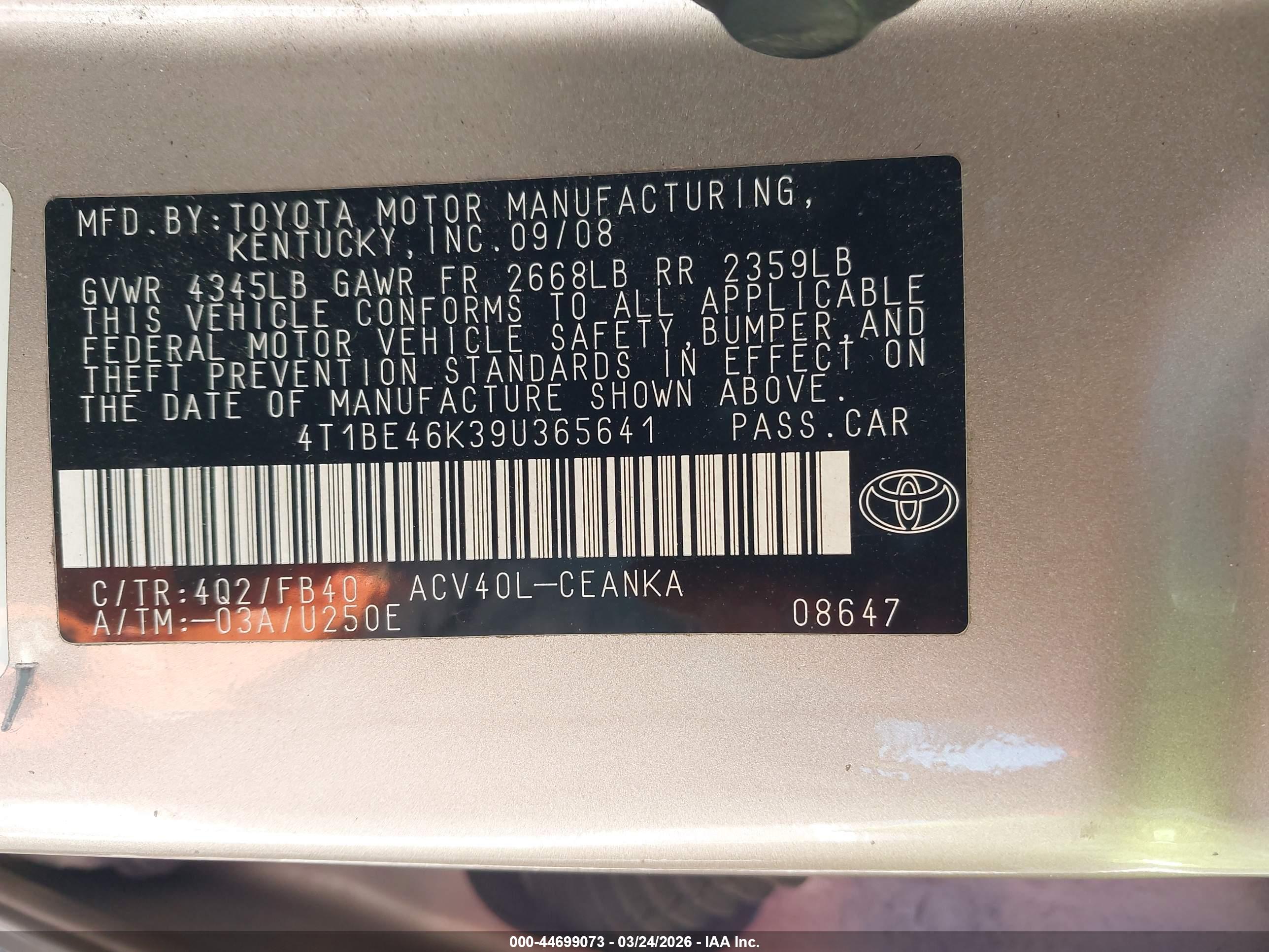 TOYOTA CAMRY image 9
