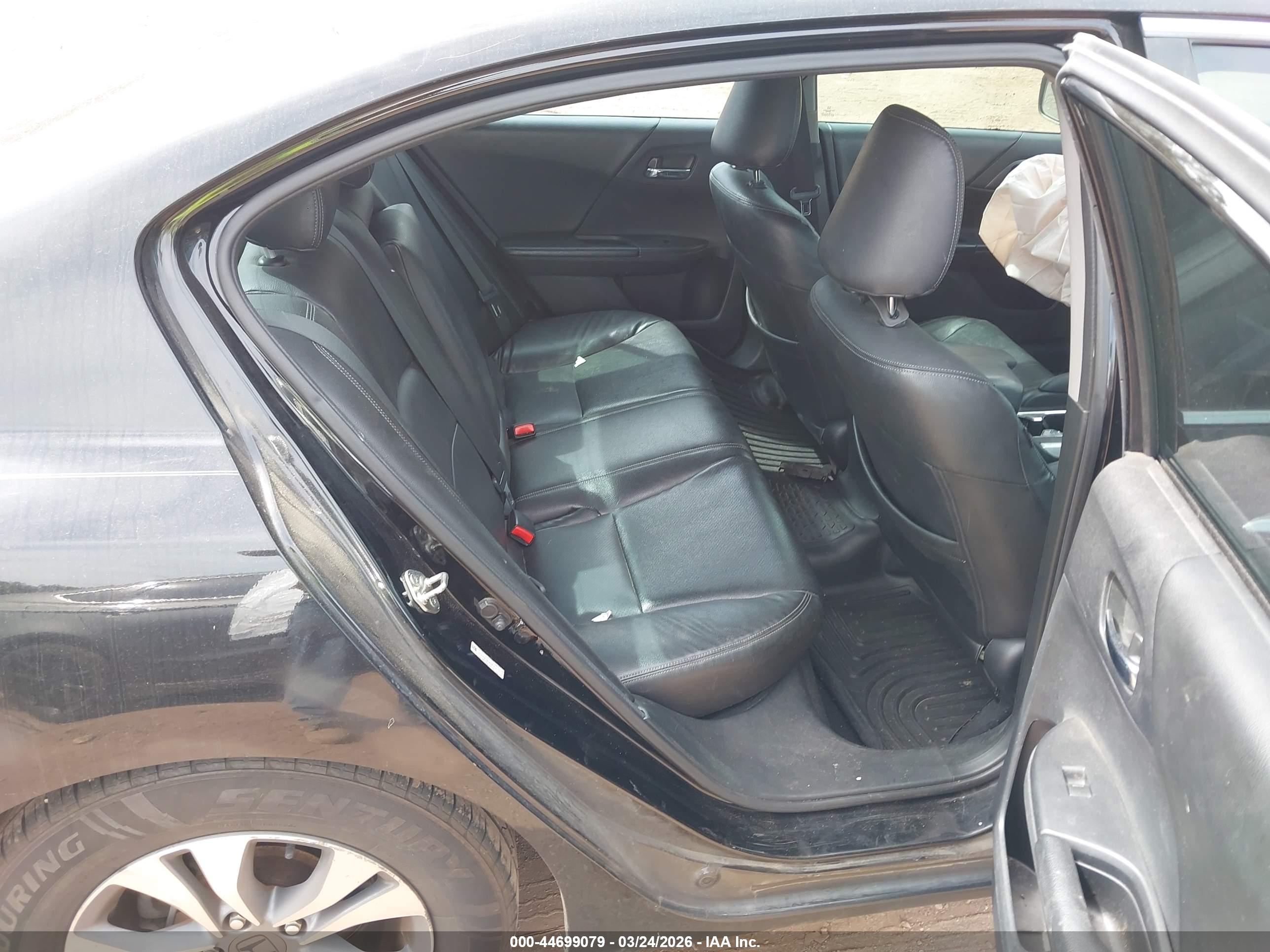 HONDA ACCORD image 8