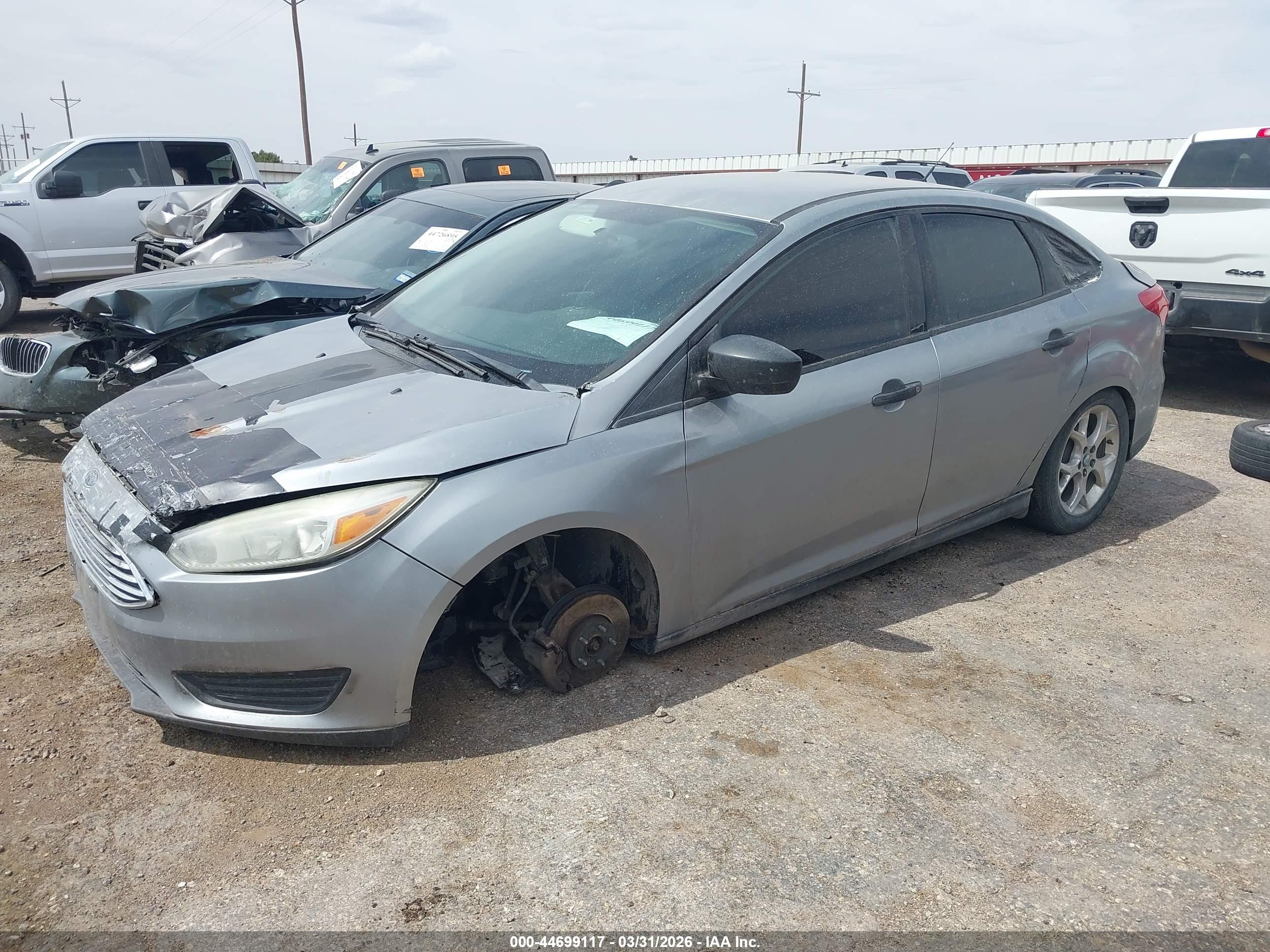 FORD FOCUS image 2