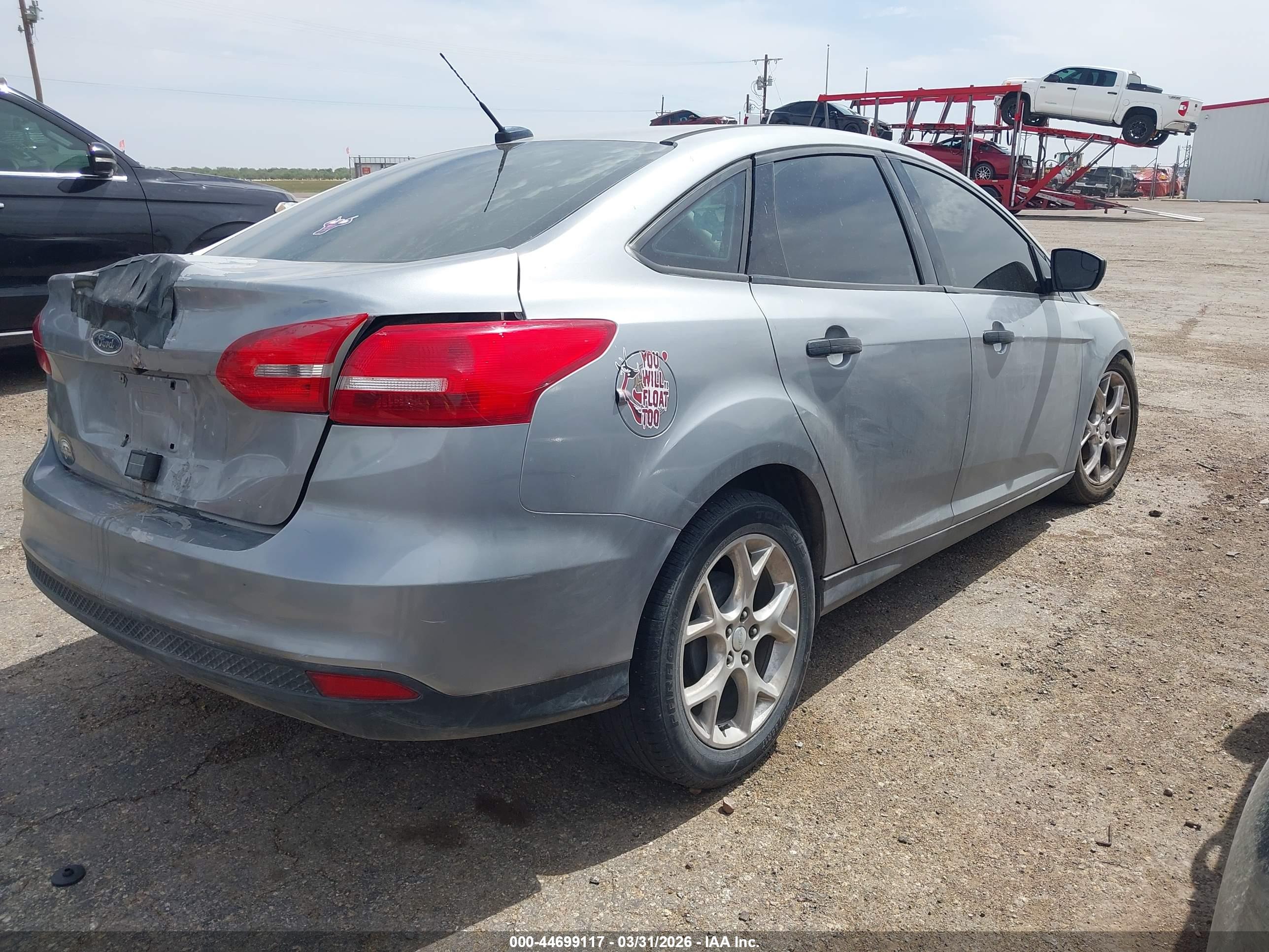 FORD FOCUS image 4