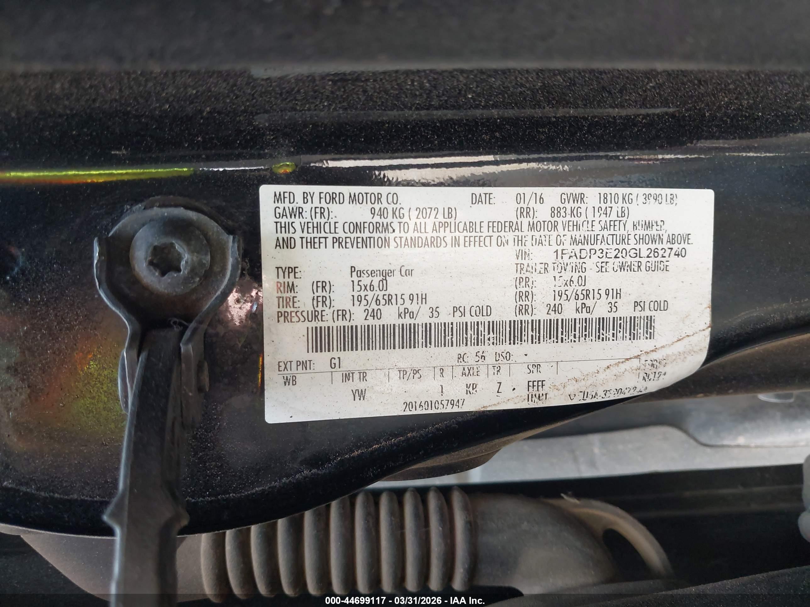 FORD FOCUS image 9