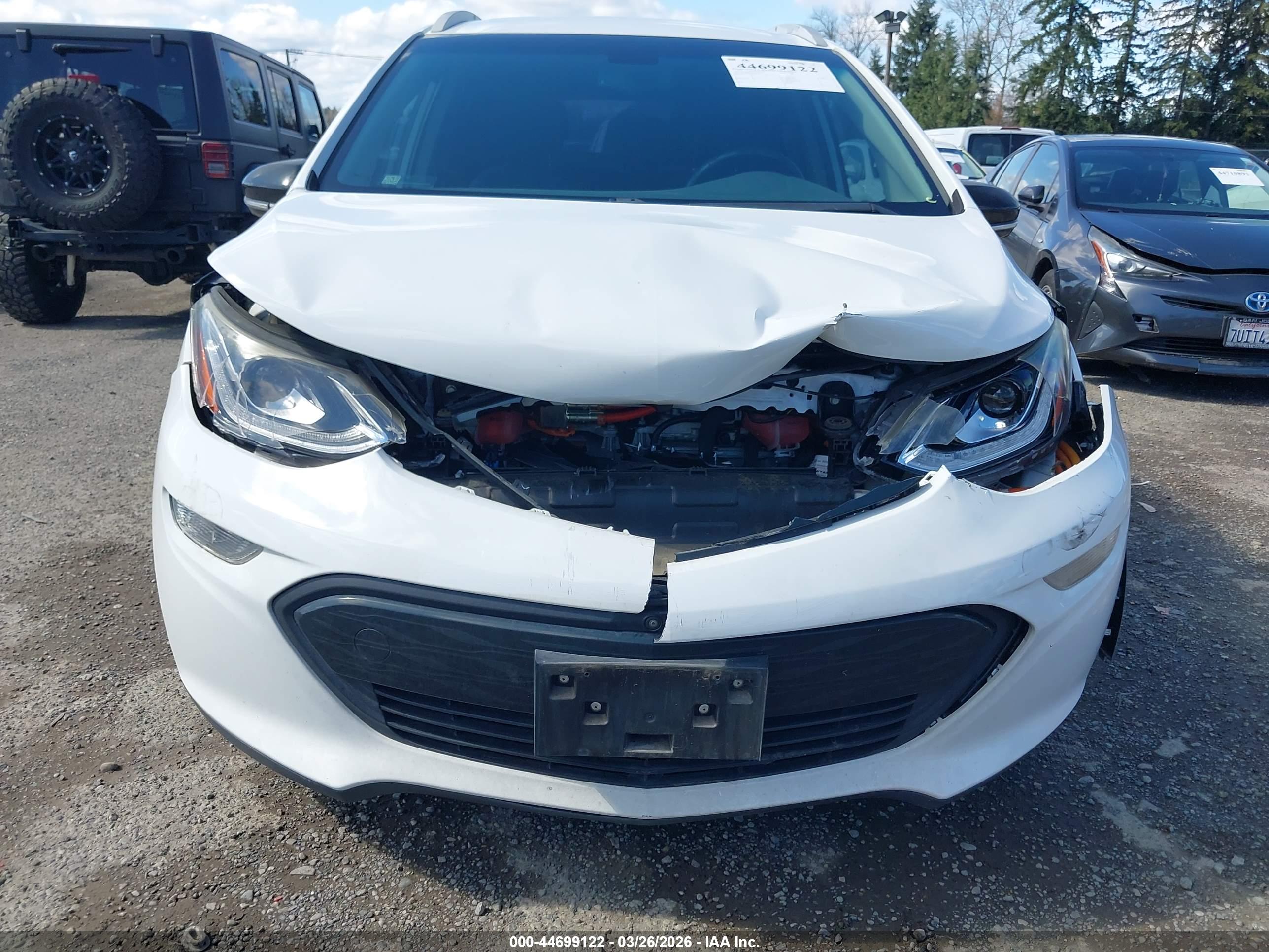CHEVROLET BOLT image 6