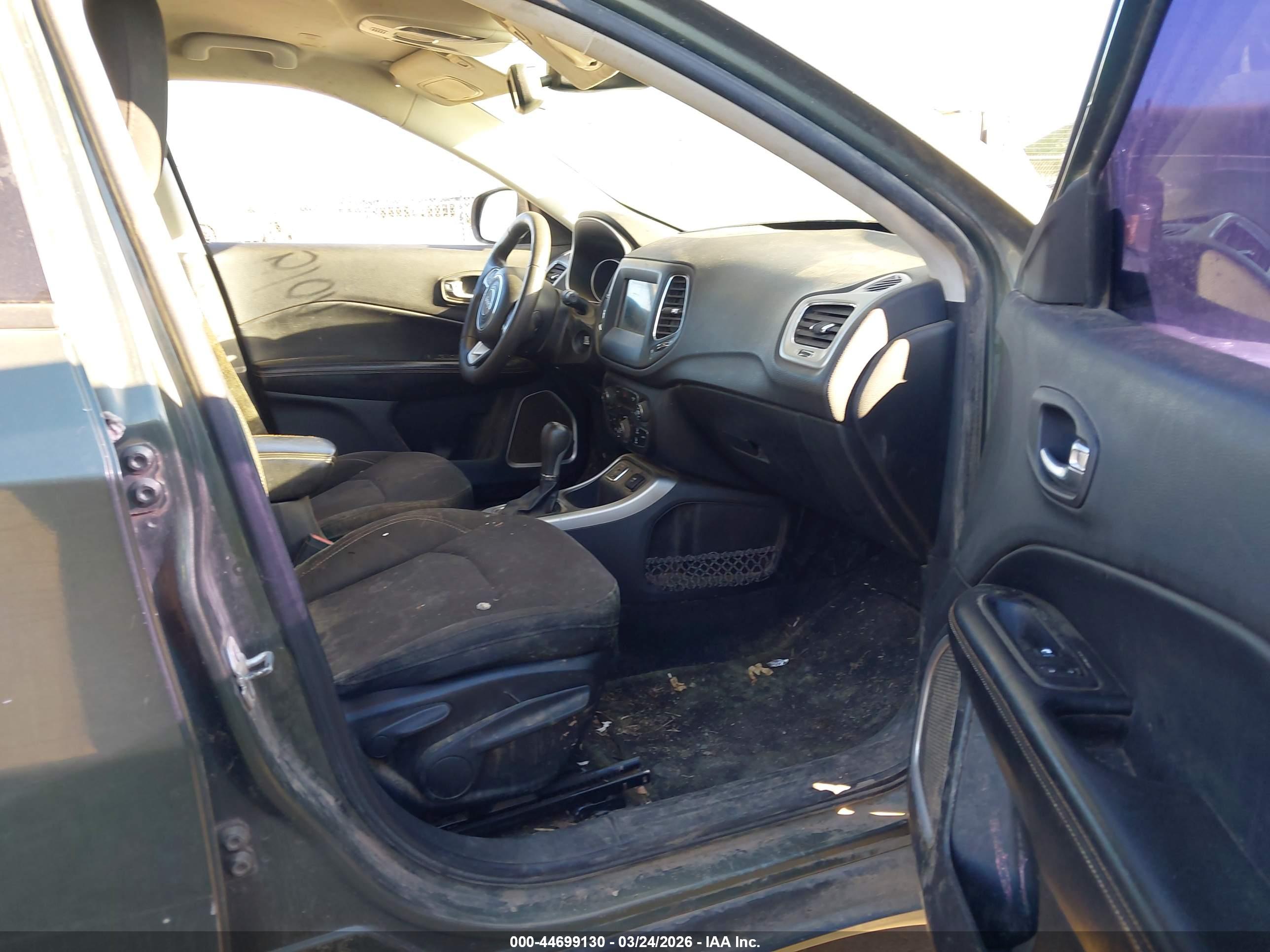 JEEP COMPASS image 5