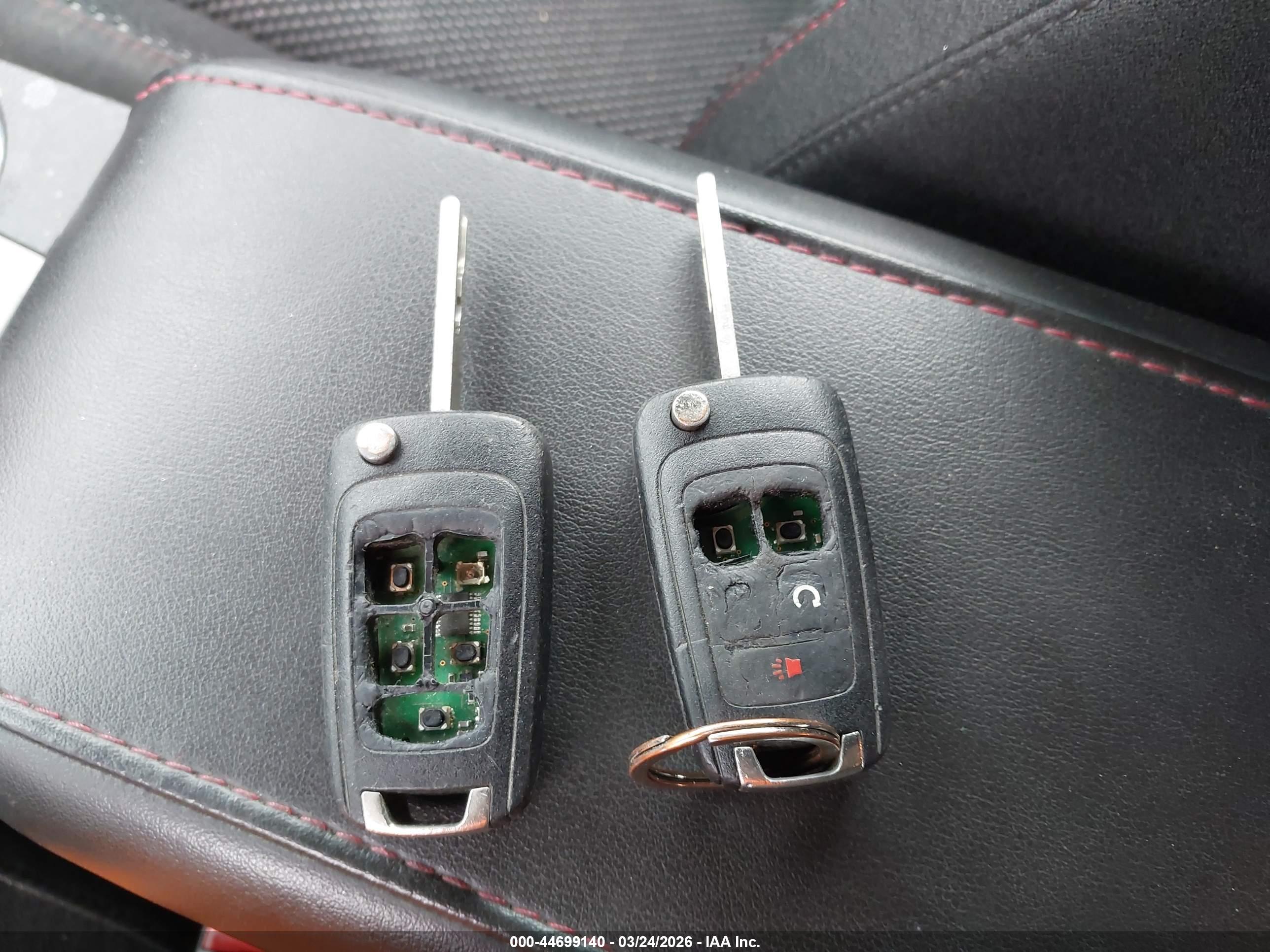 CHEVROLET EQUINOX image 11