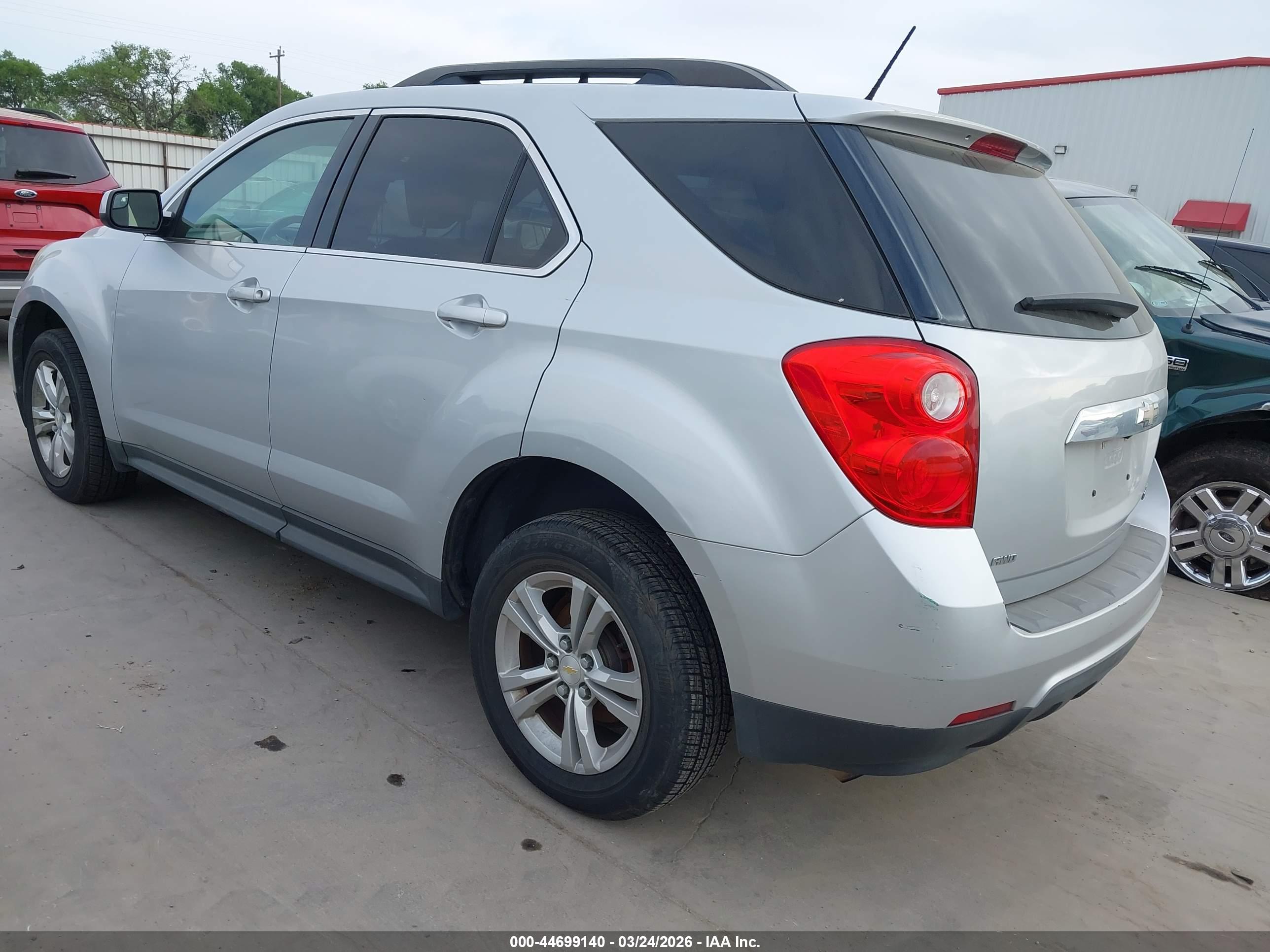 CHEVROLET EQUINOX image 3