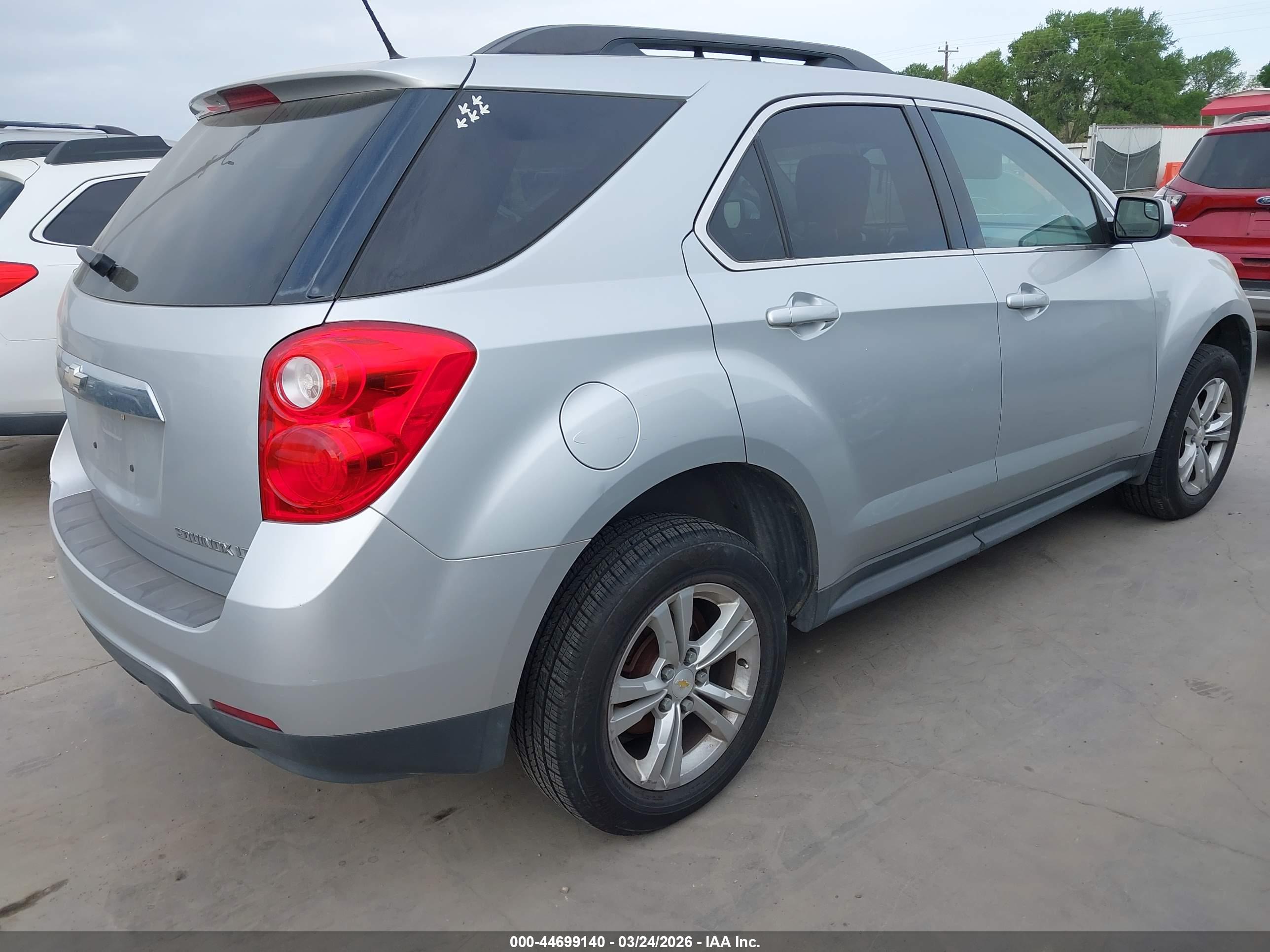 CHEVROLET EQUINOX image 4
