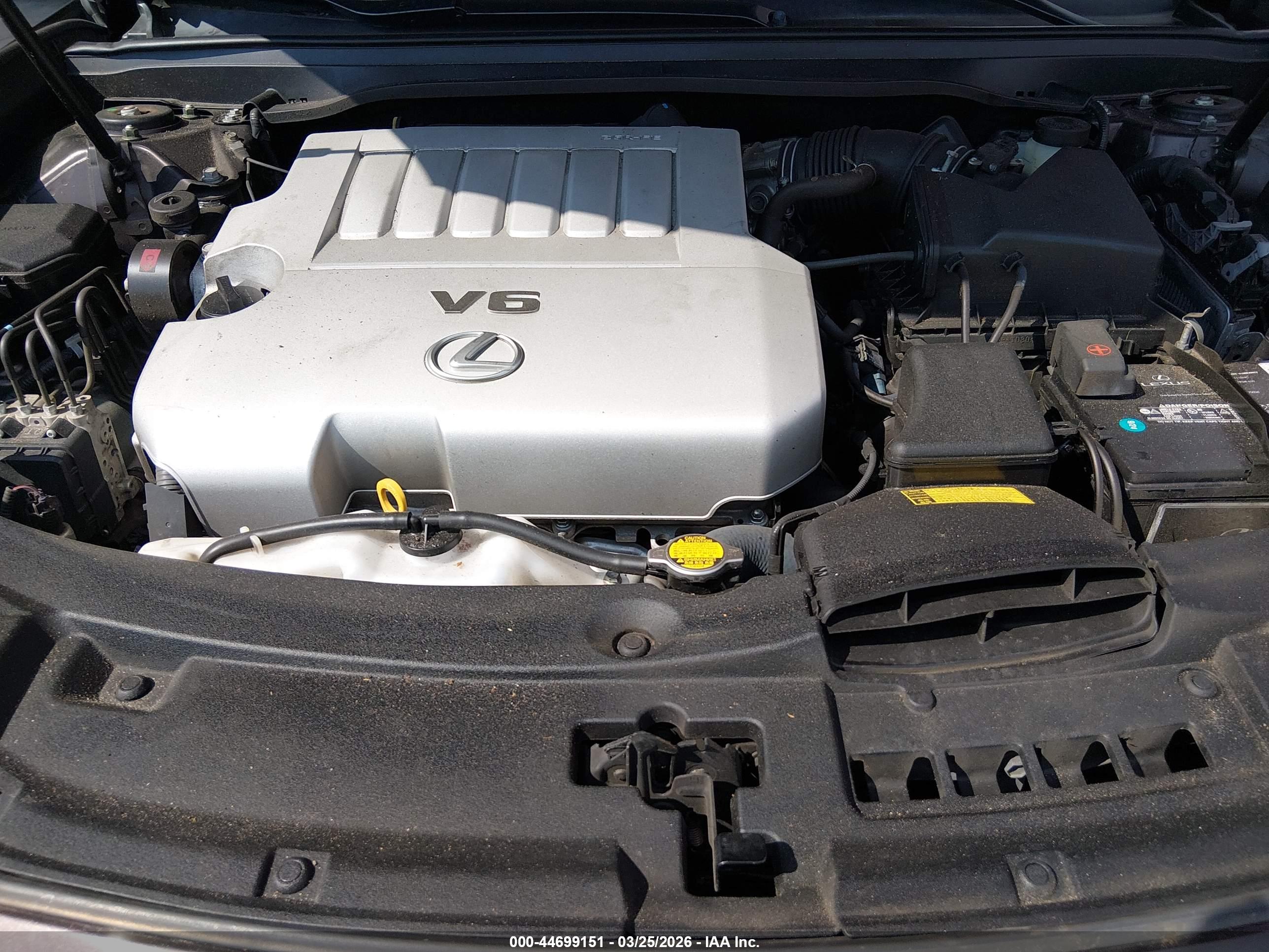 LEXUS ES image 10