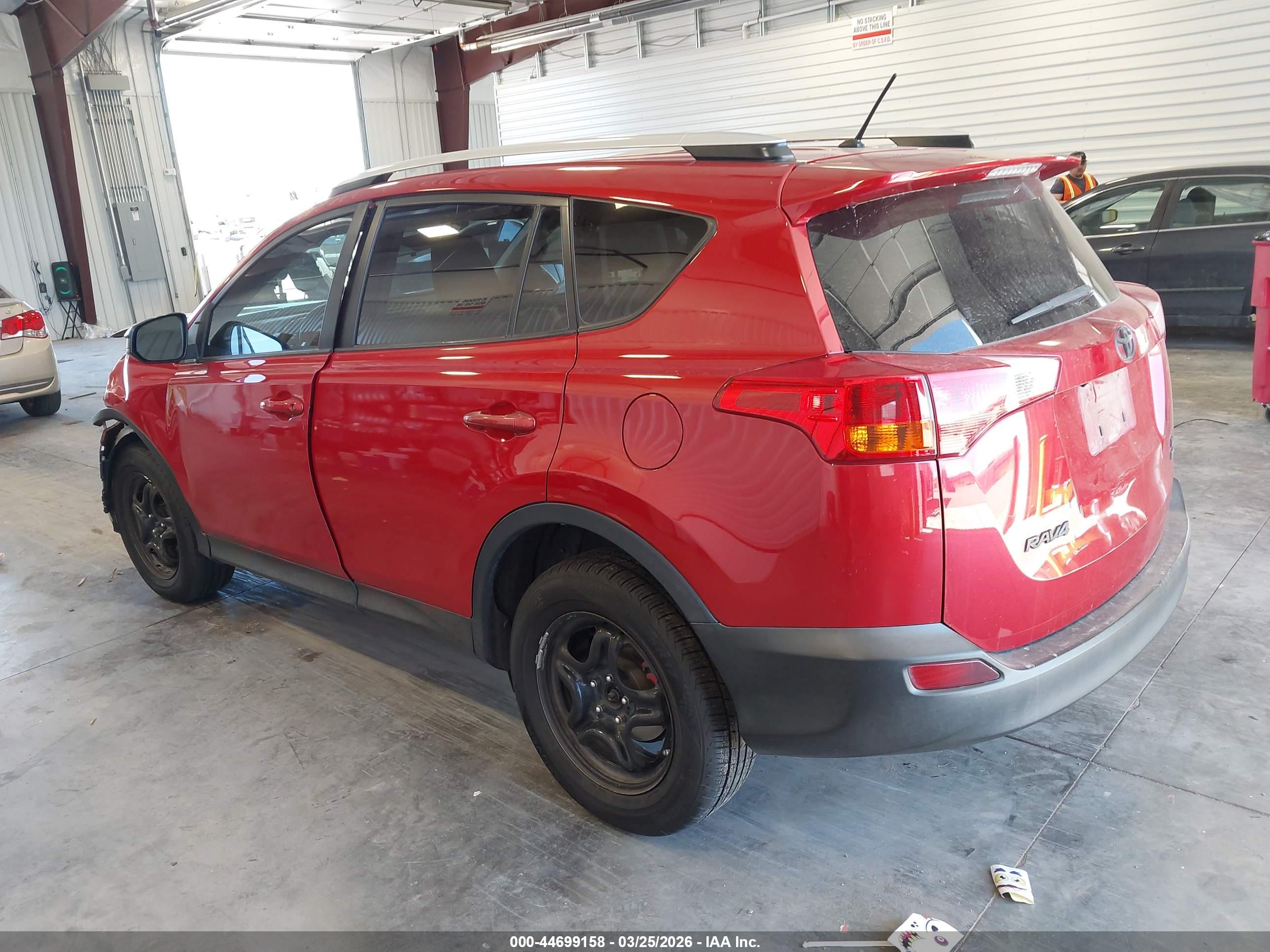 TOYOTA RAV4 image 3