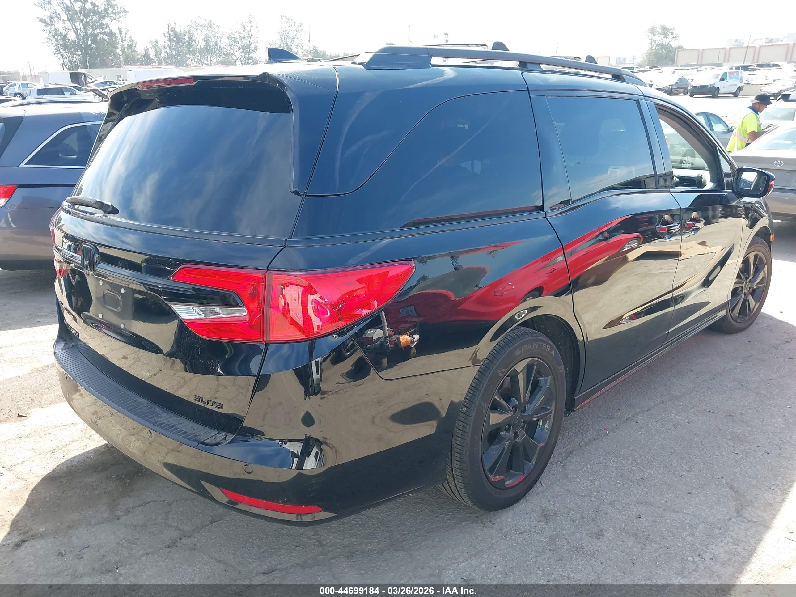 HONDA ODYSSEY image 4