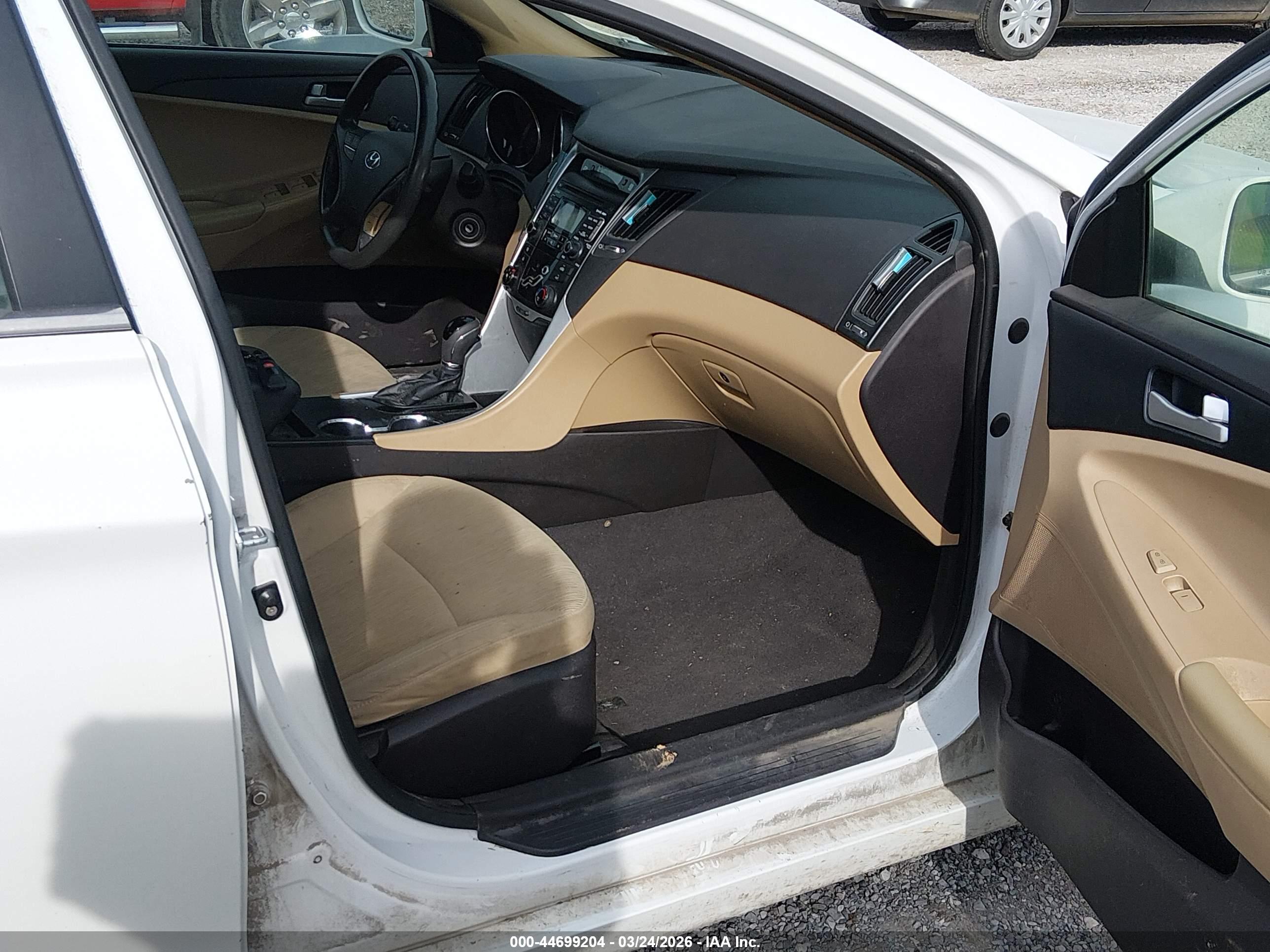 HYUNDAI SONATA image 5