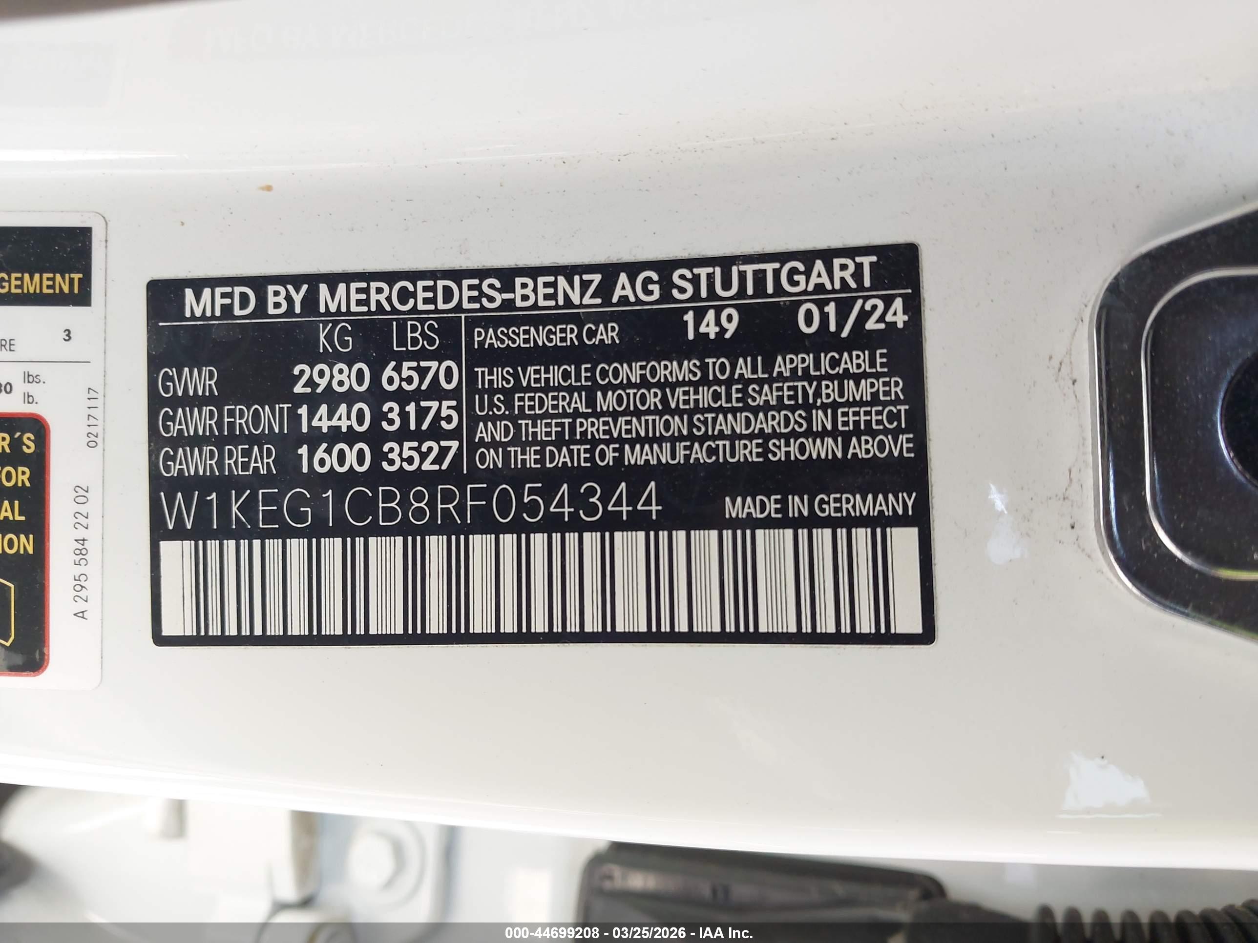 MERCEDES-BENZ EQE image 9