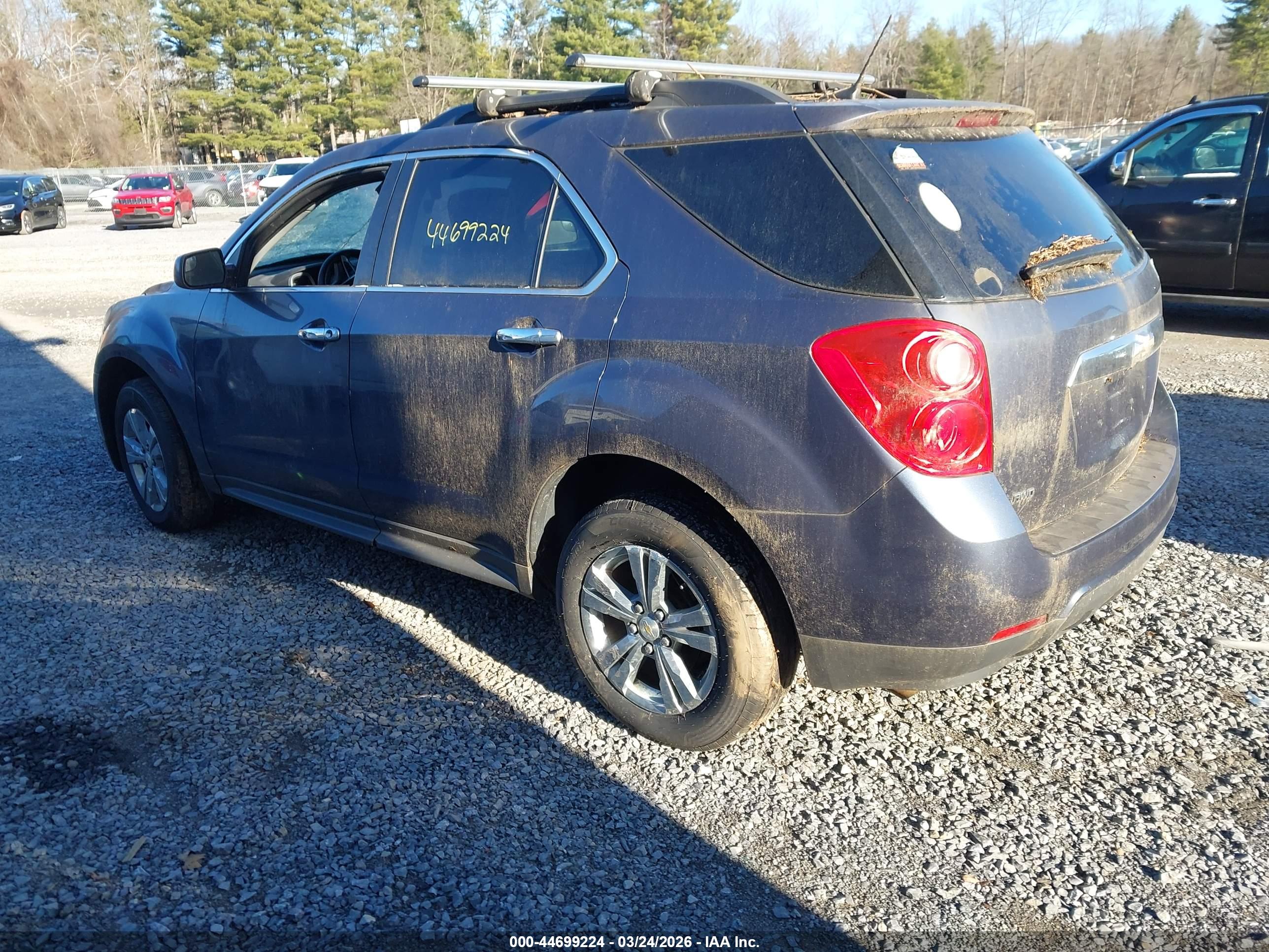 CHEVROLET EQUINOX image 3