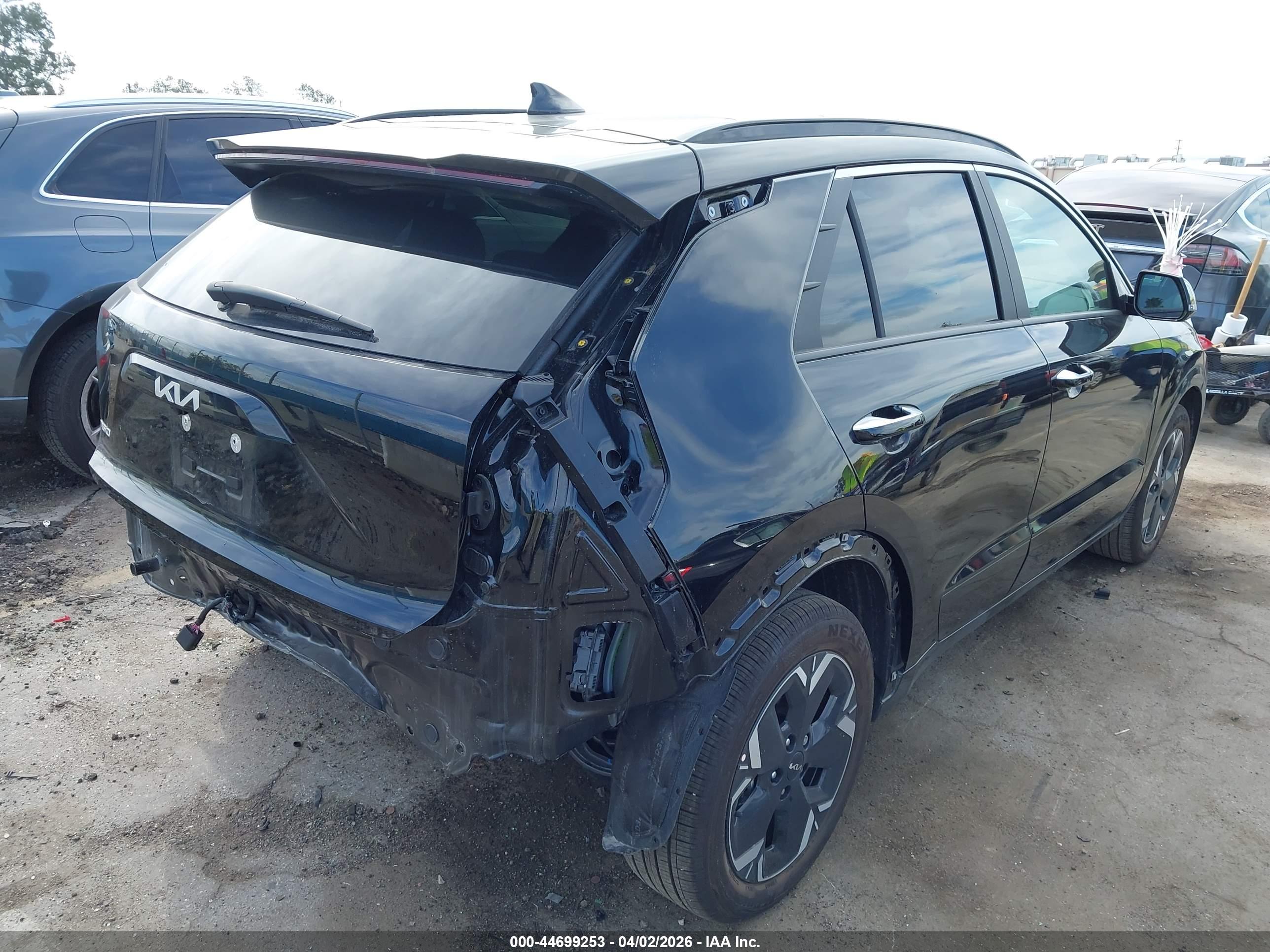 KIA NIRO image 4