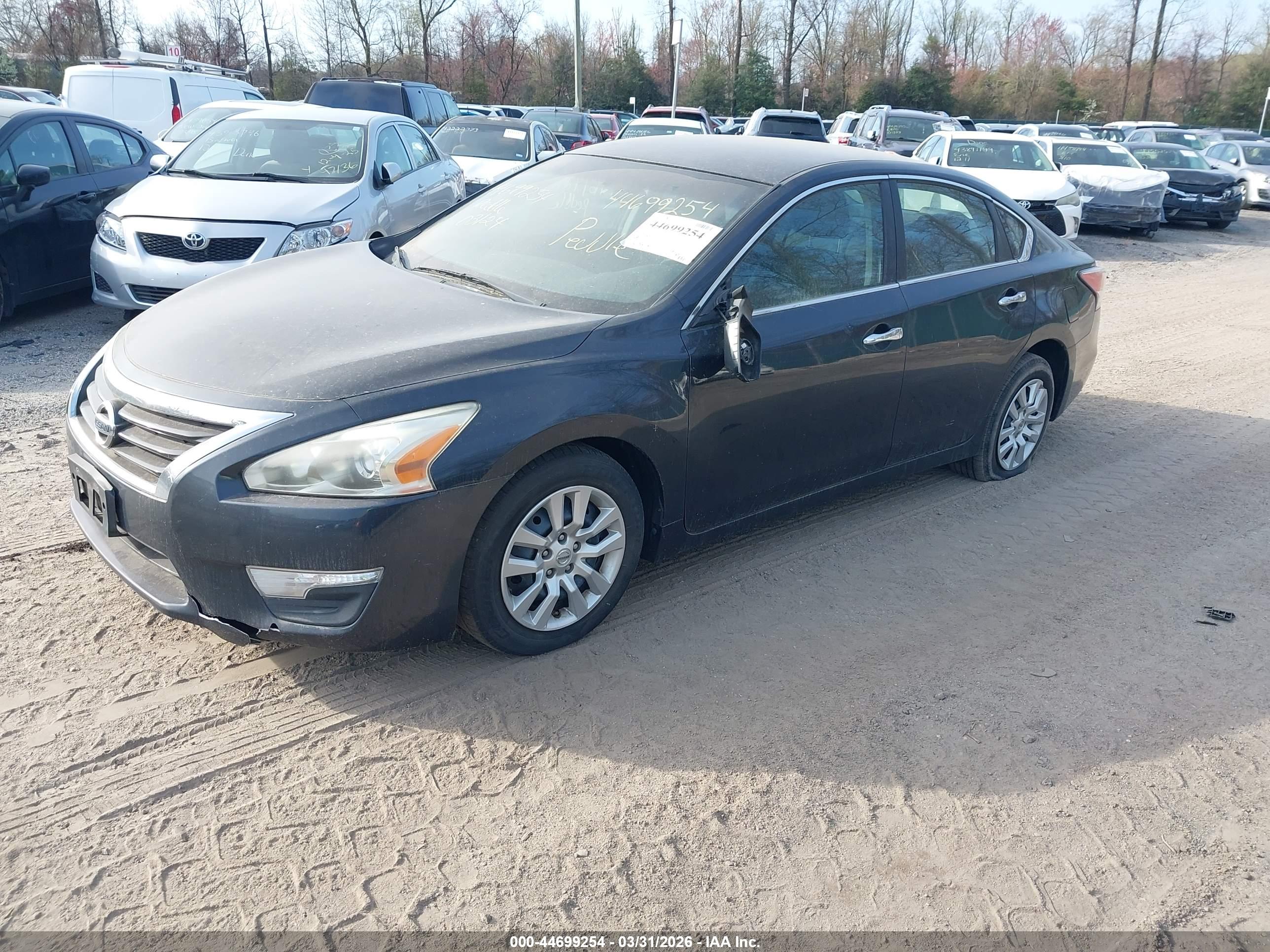 NISSAN ALTIMA image 2