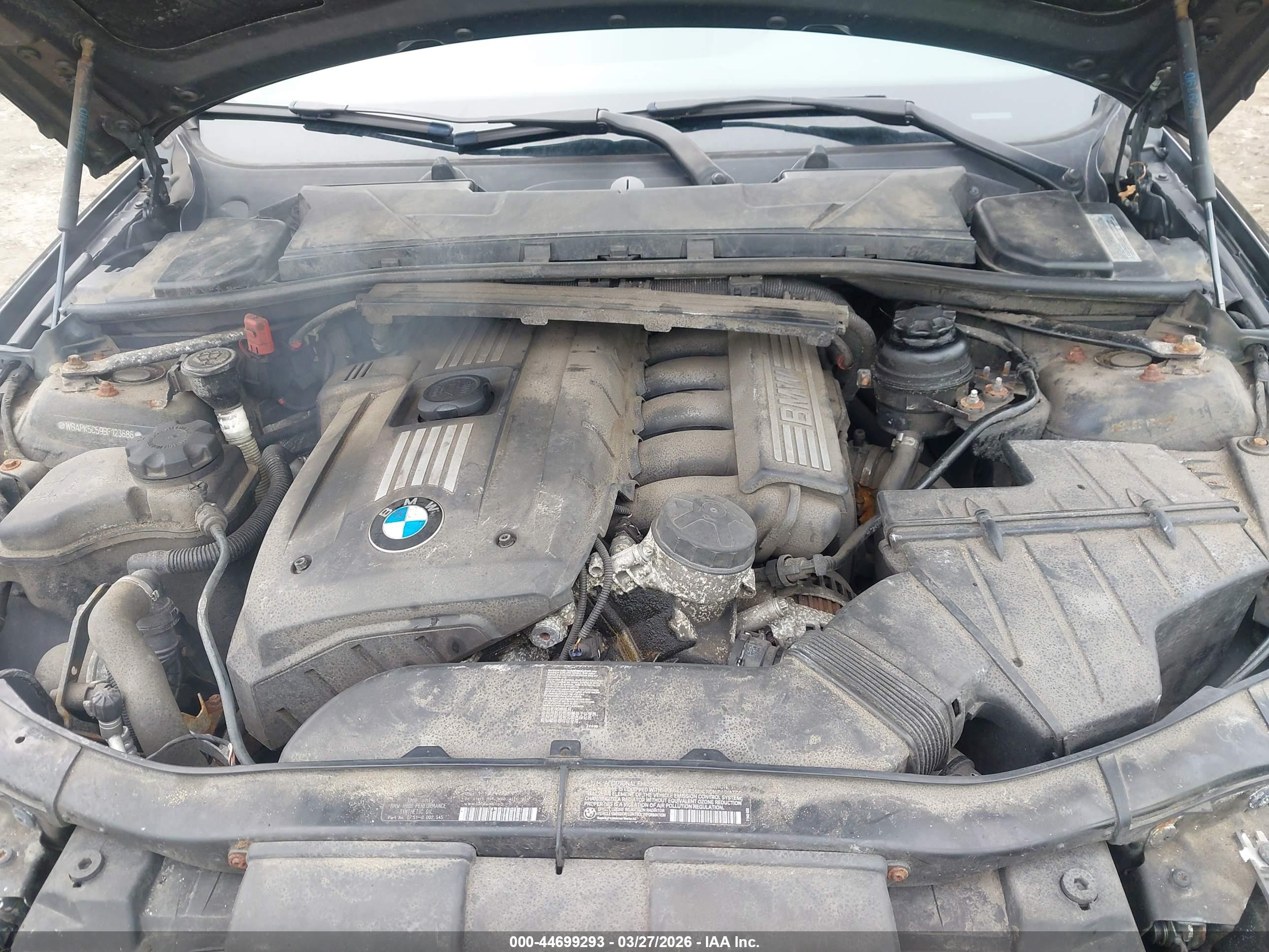 BMW 328I image 10