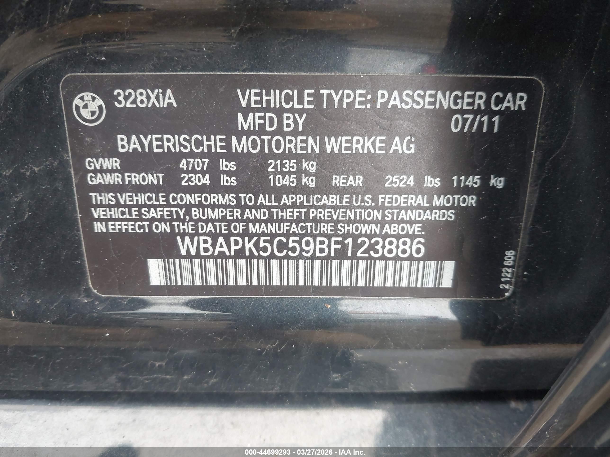 BMW 328I image 9
