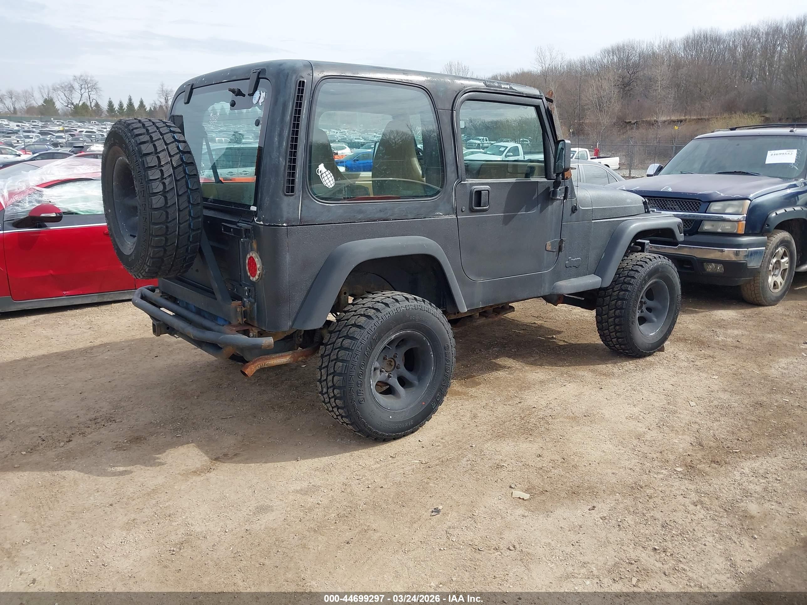 JEEP WRANGLER image 4
