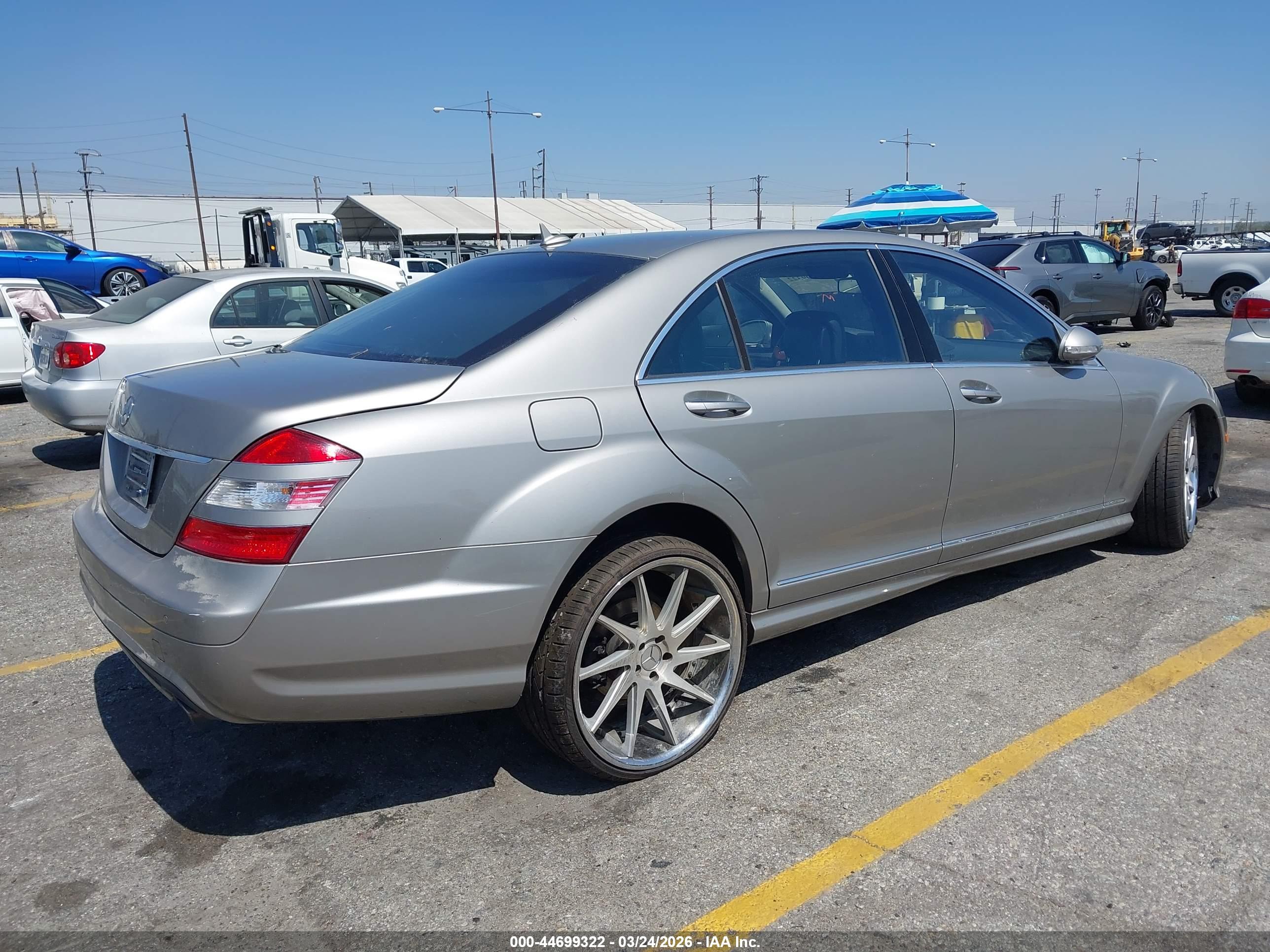 MERCEDES-BENZ S image 4