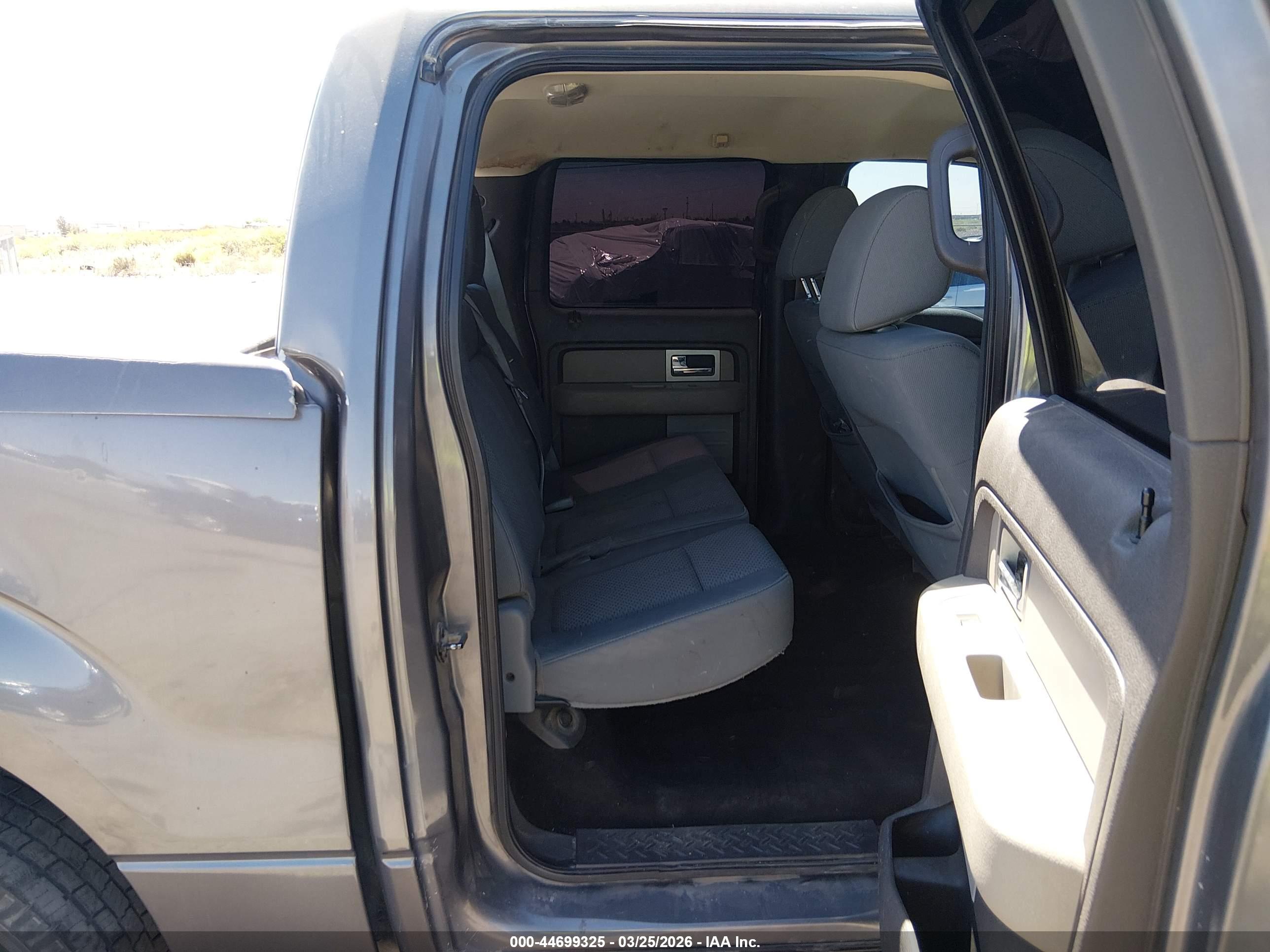 FORD F-150 image 8