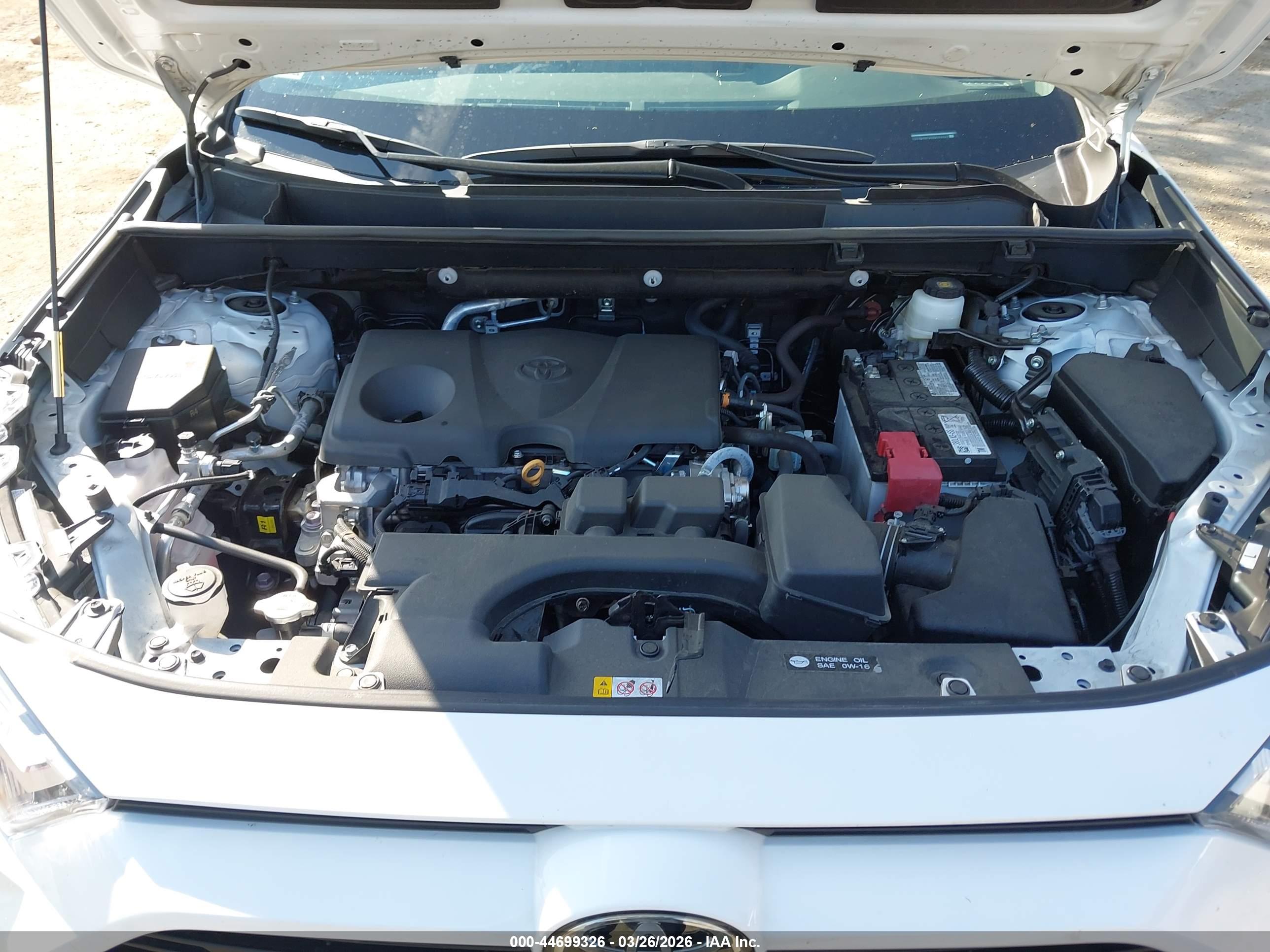 TOYOTA RAV4 image 10