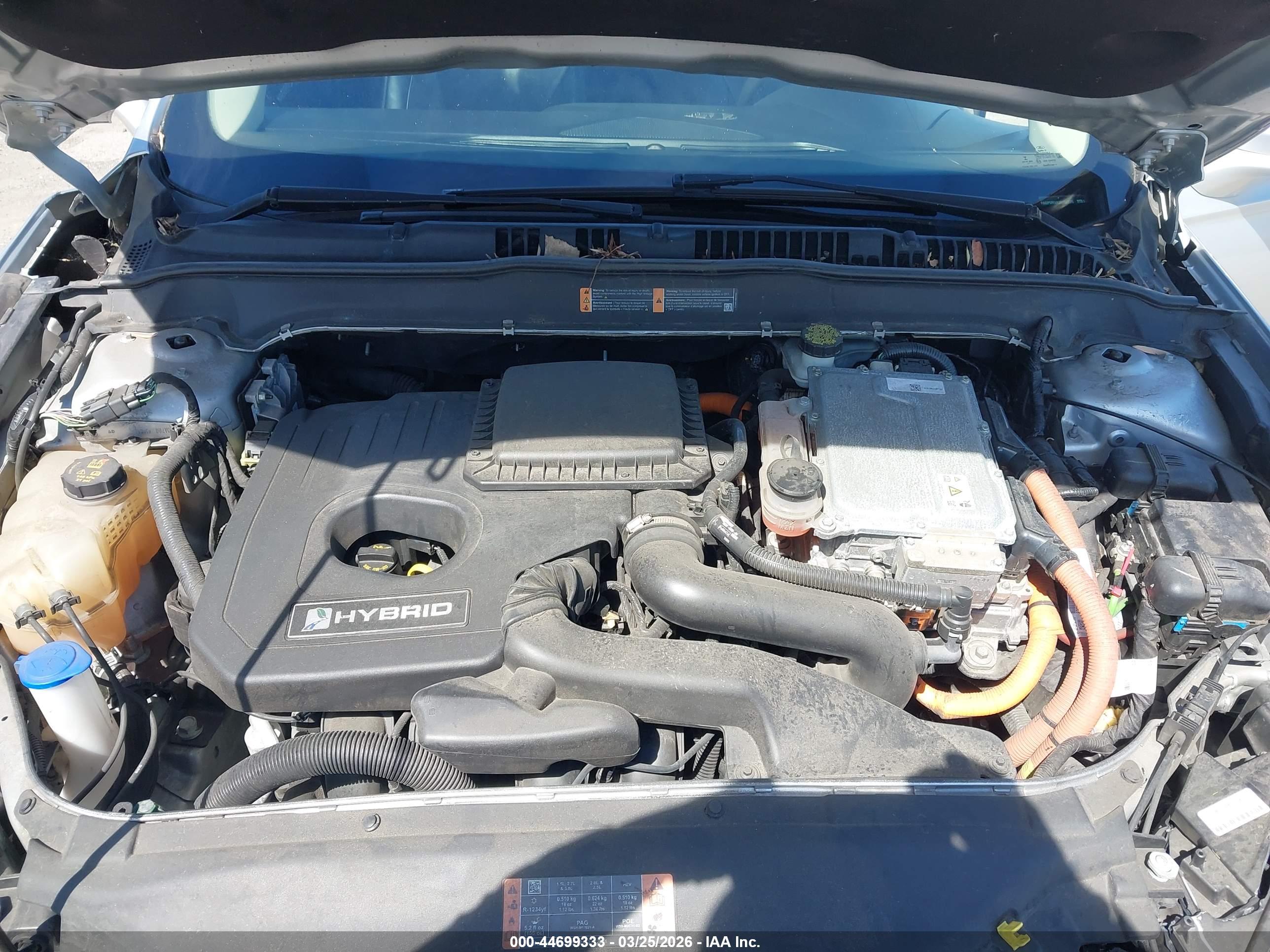 FORD FUSION image 10