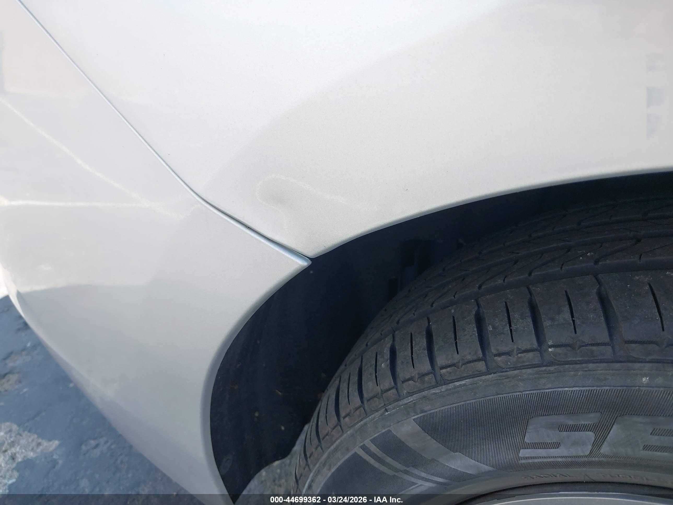 CHEVROLET CRUZE image 6