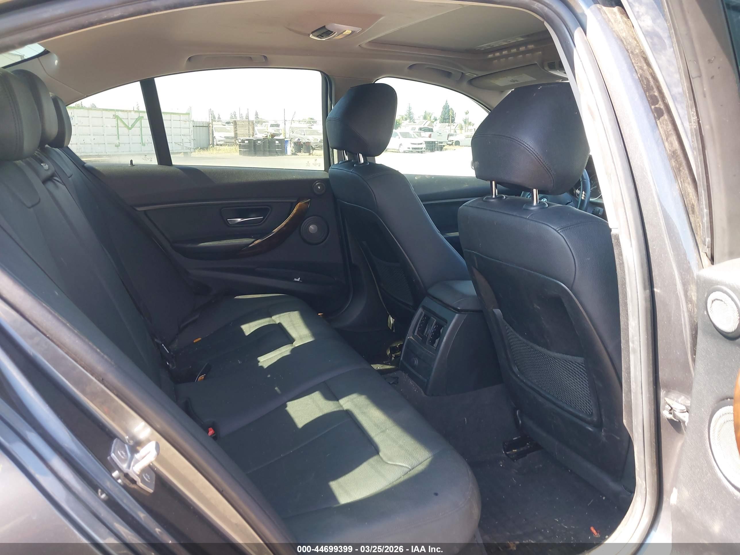 BMW 328I image 8