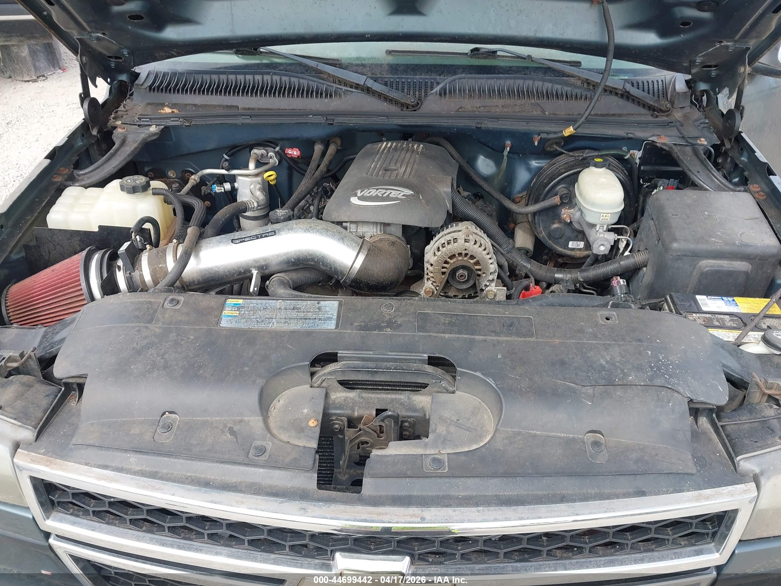 CHEVROLET SILVERADO image 10