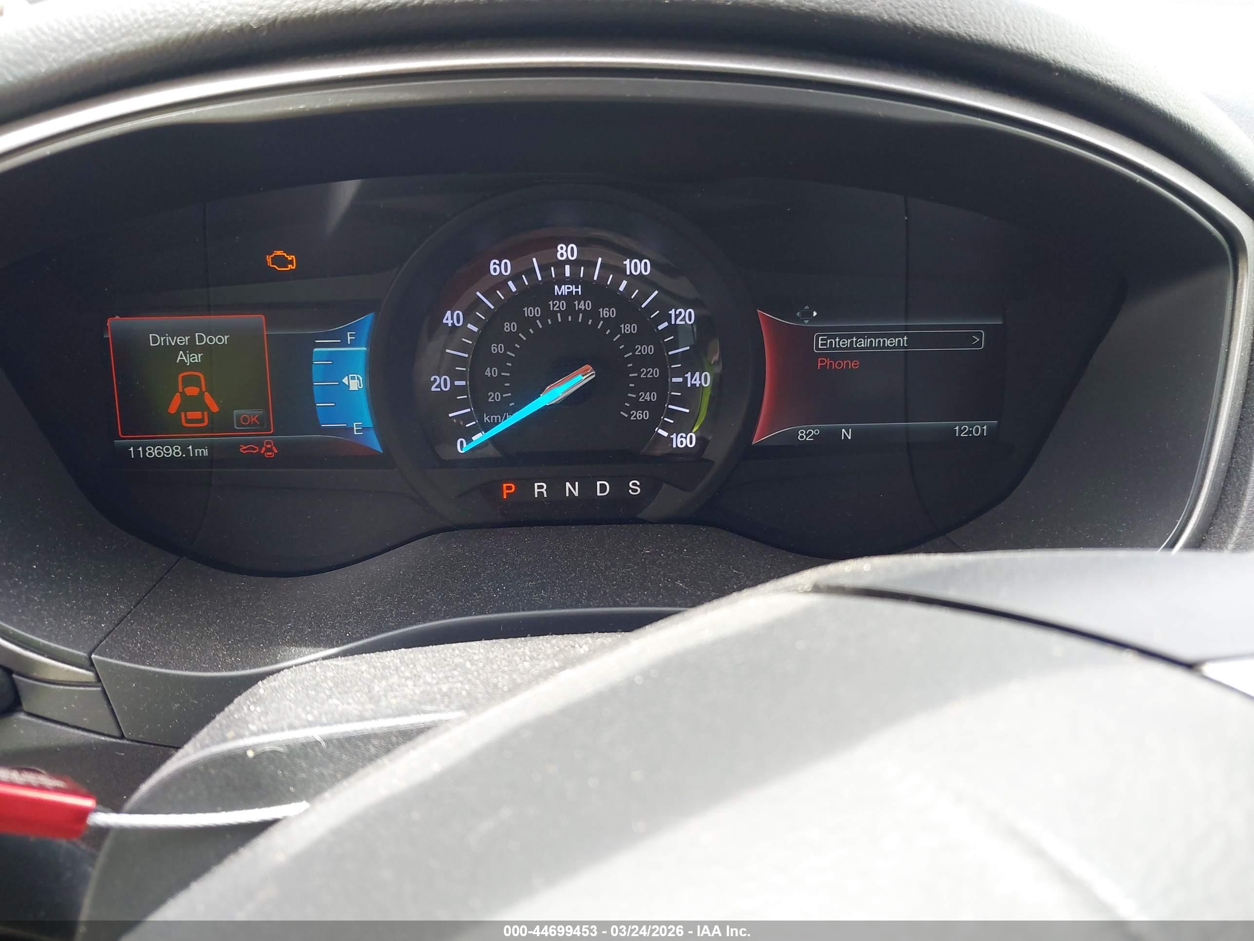 FORD FUSION image 7