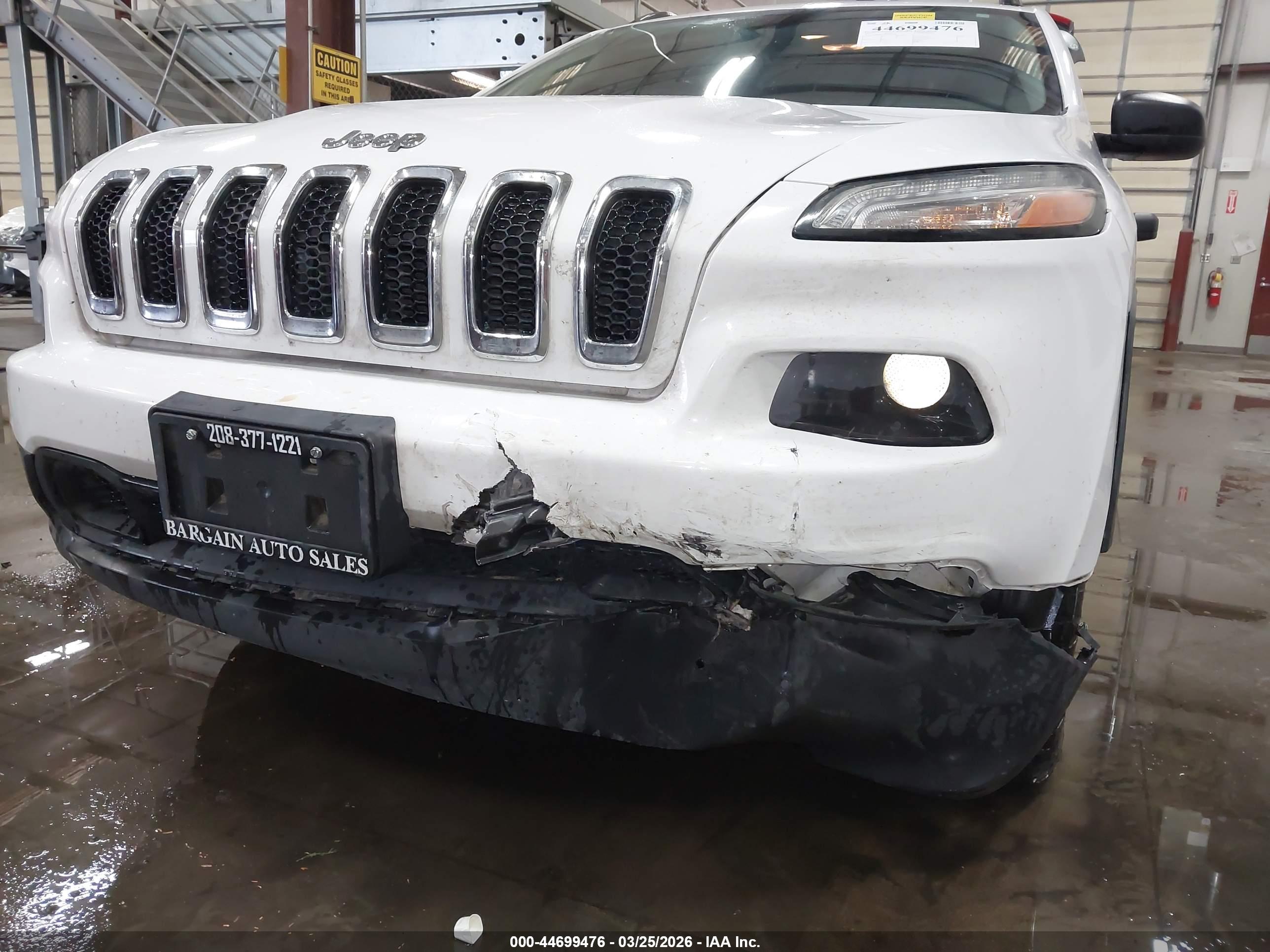 JEEP CHEROKEE image 6