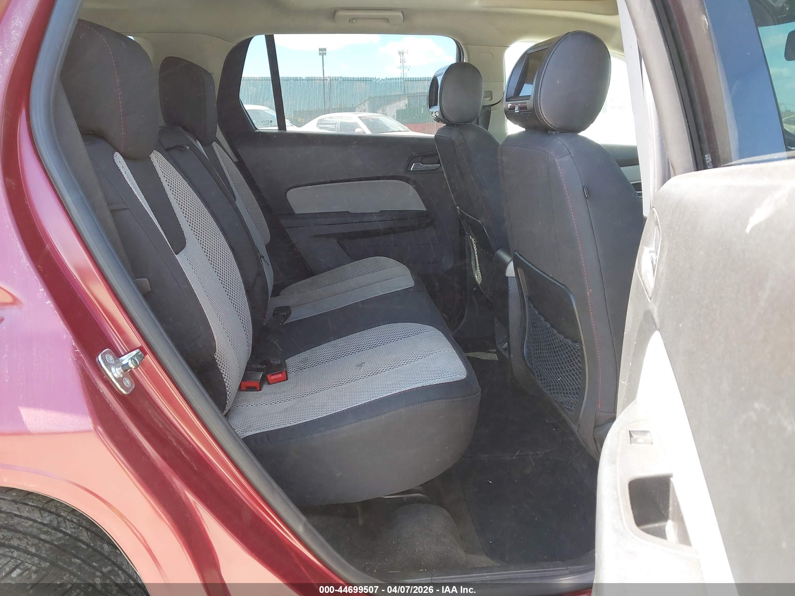 GMC TERRAIN image 8