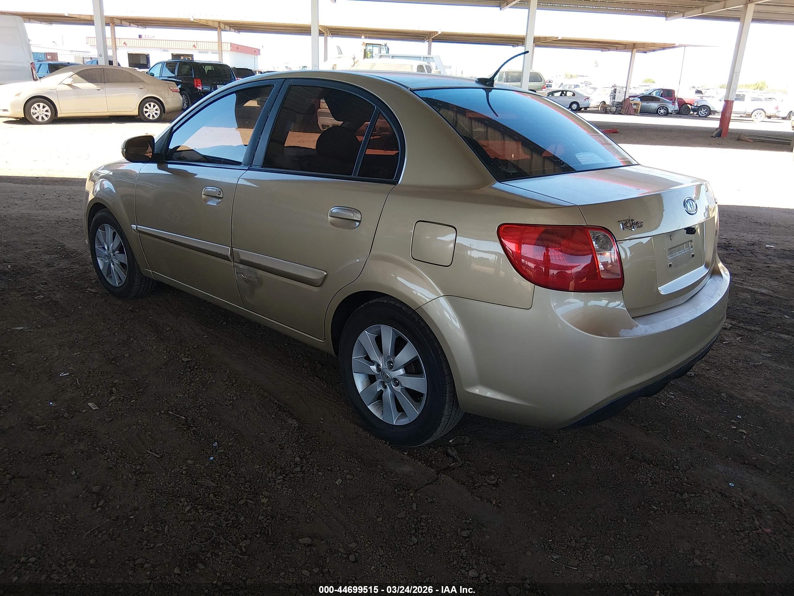 KIA RIO image 3