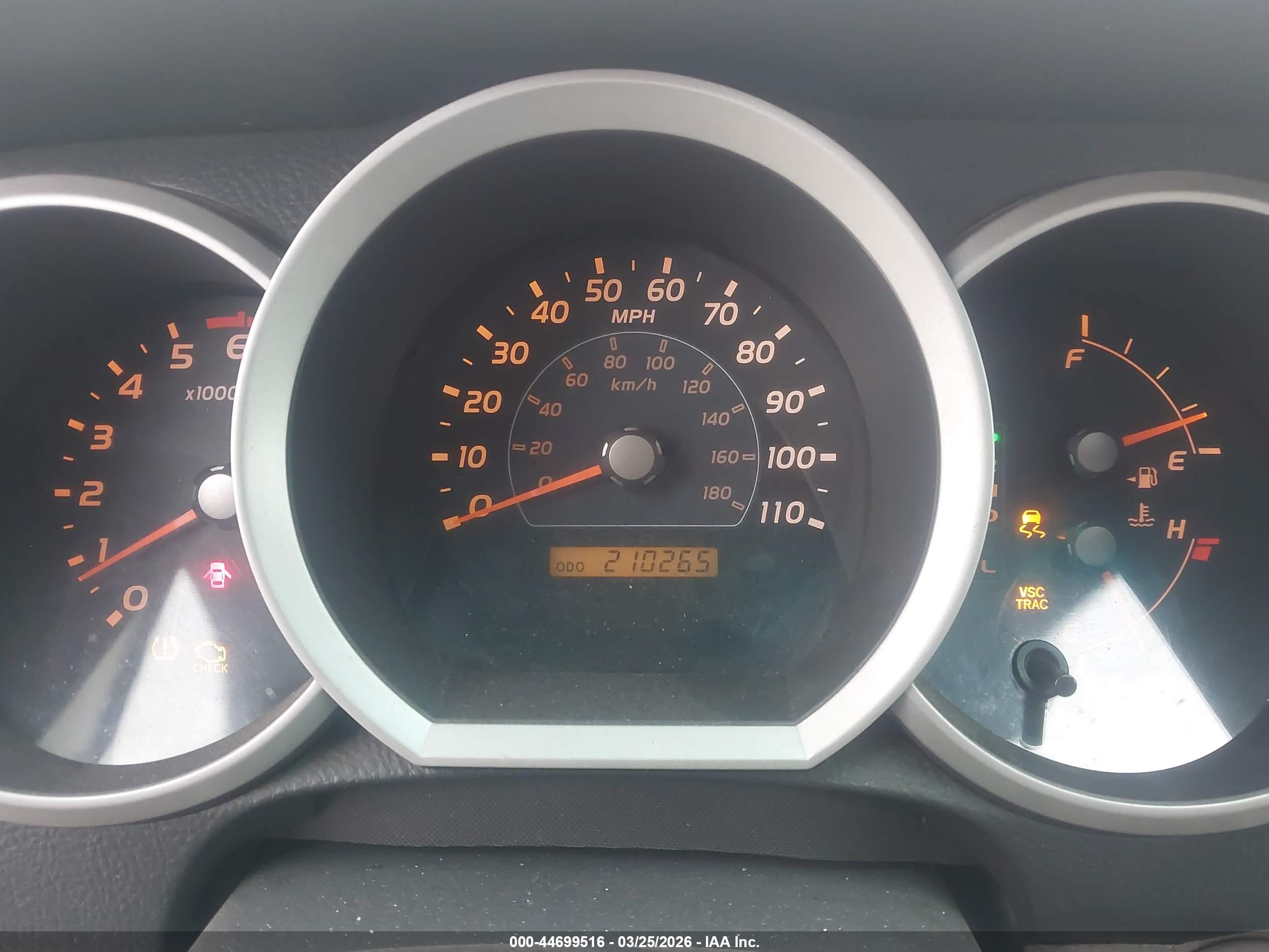 TOYOTA 4RUNNER image 7