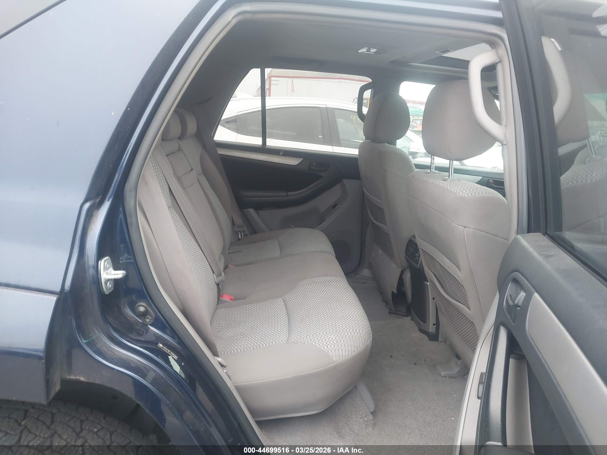 TOYOTA 4RUNNER image 8