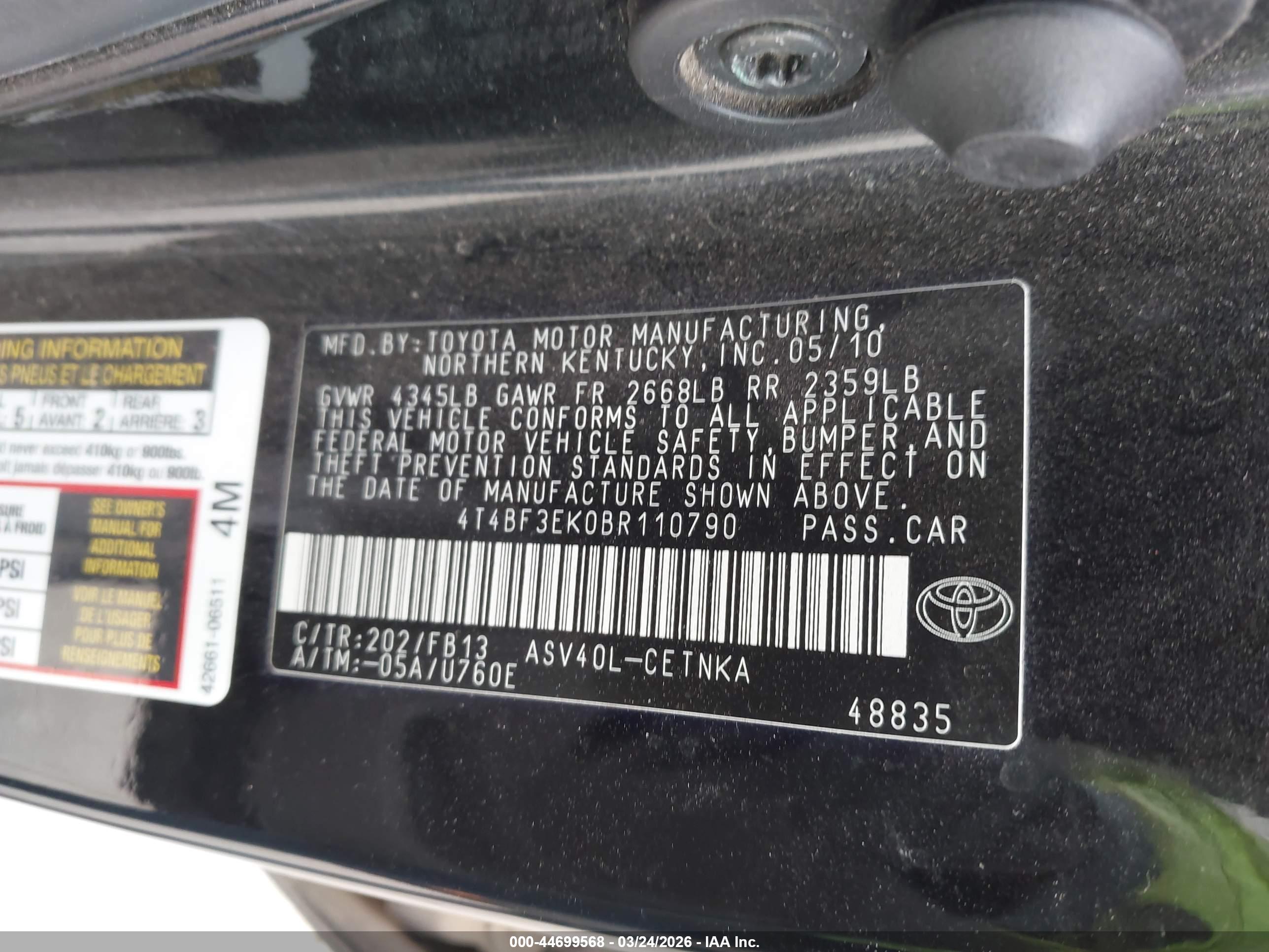 TOYOTA CAMRY image 9