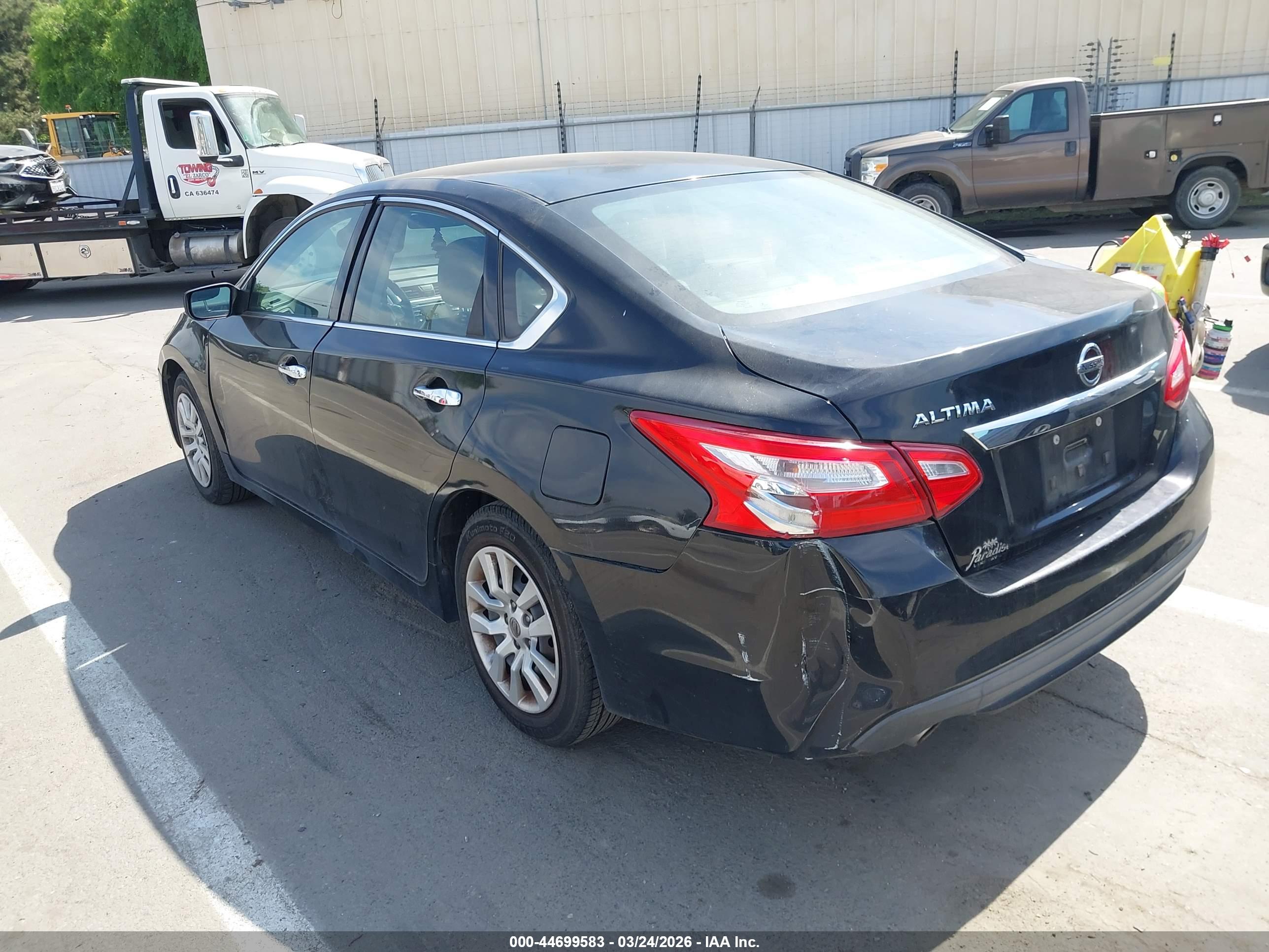 NISSAN ALTIMA image 3