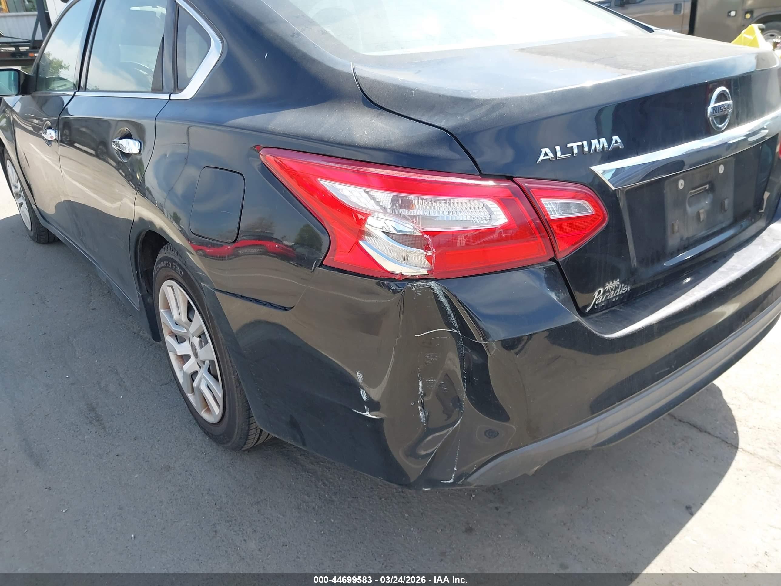 NISSAN ALTIMA image 6