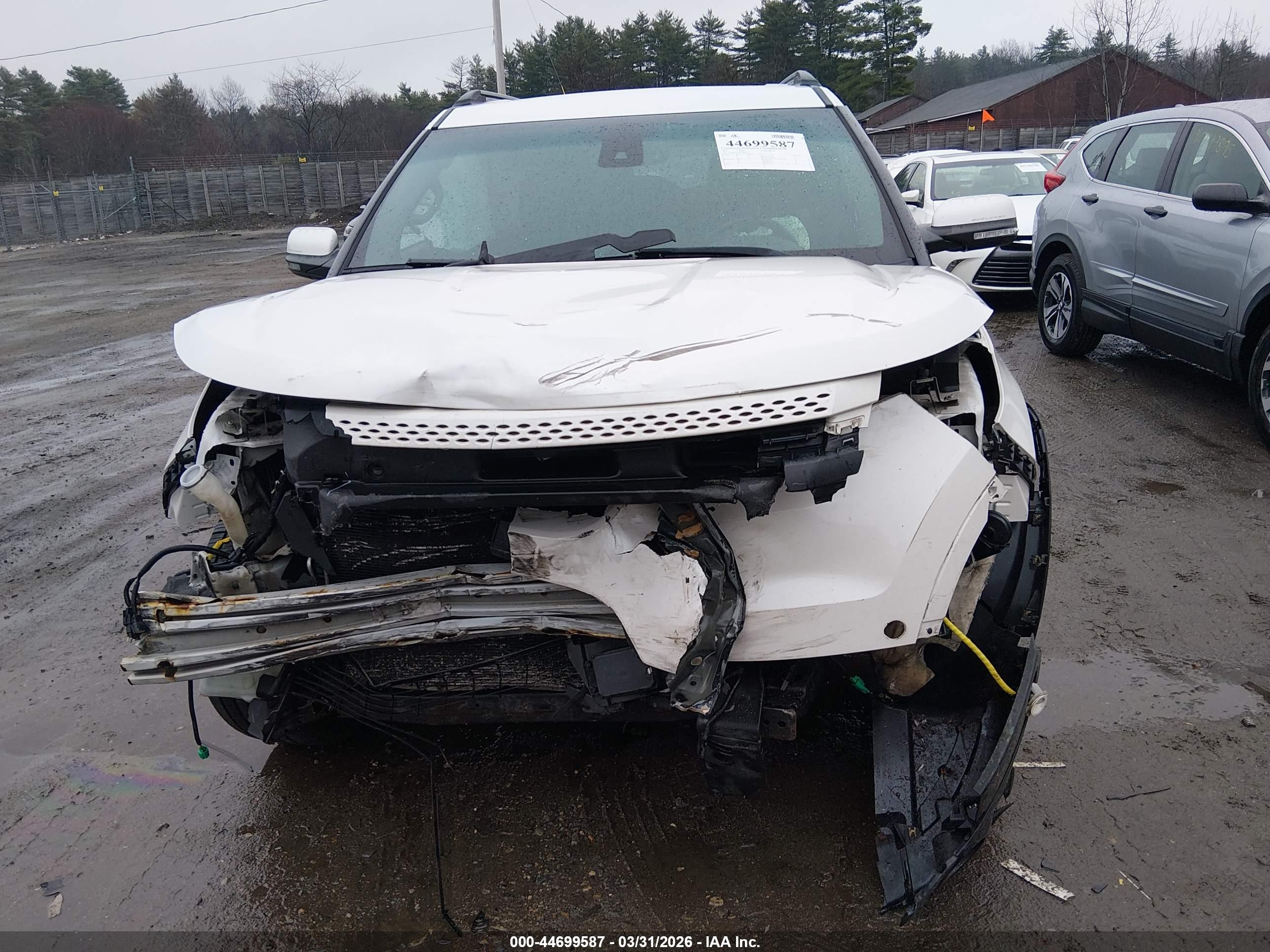 FORD EXPLORER image 6