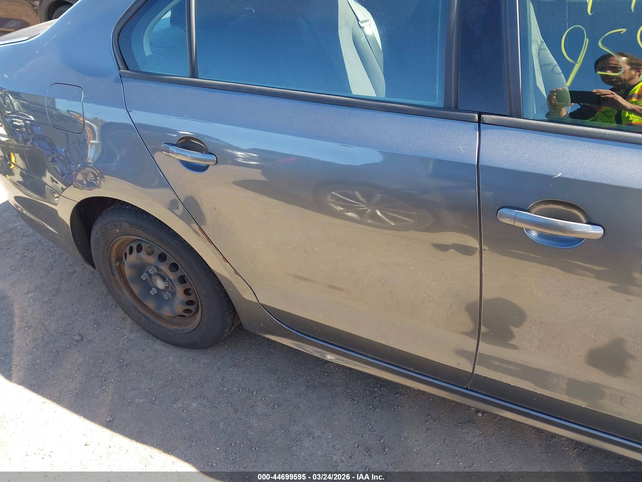 VOLKSWAGEN JETTA image 6