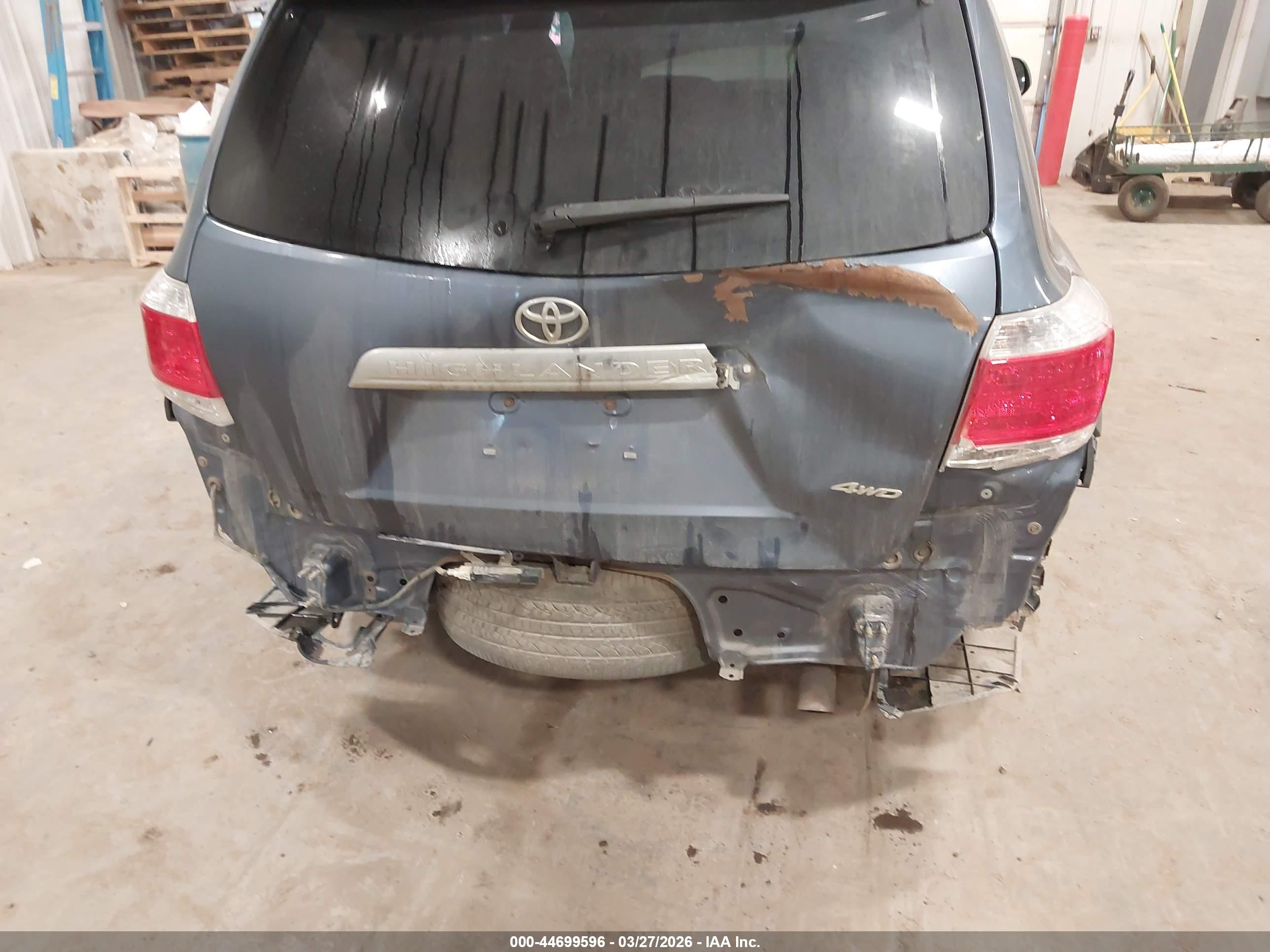 TOYOTA HIGHLANDER image 6