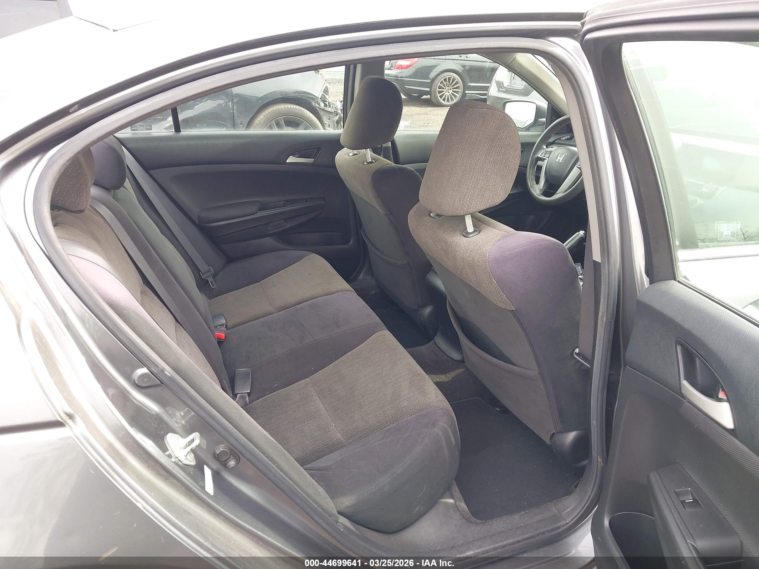 HONDA ACCORD image 8